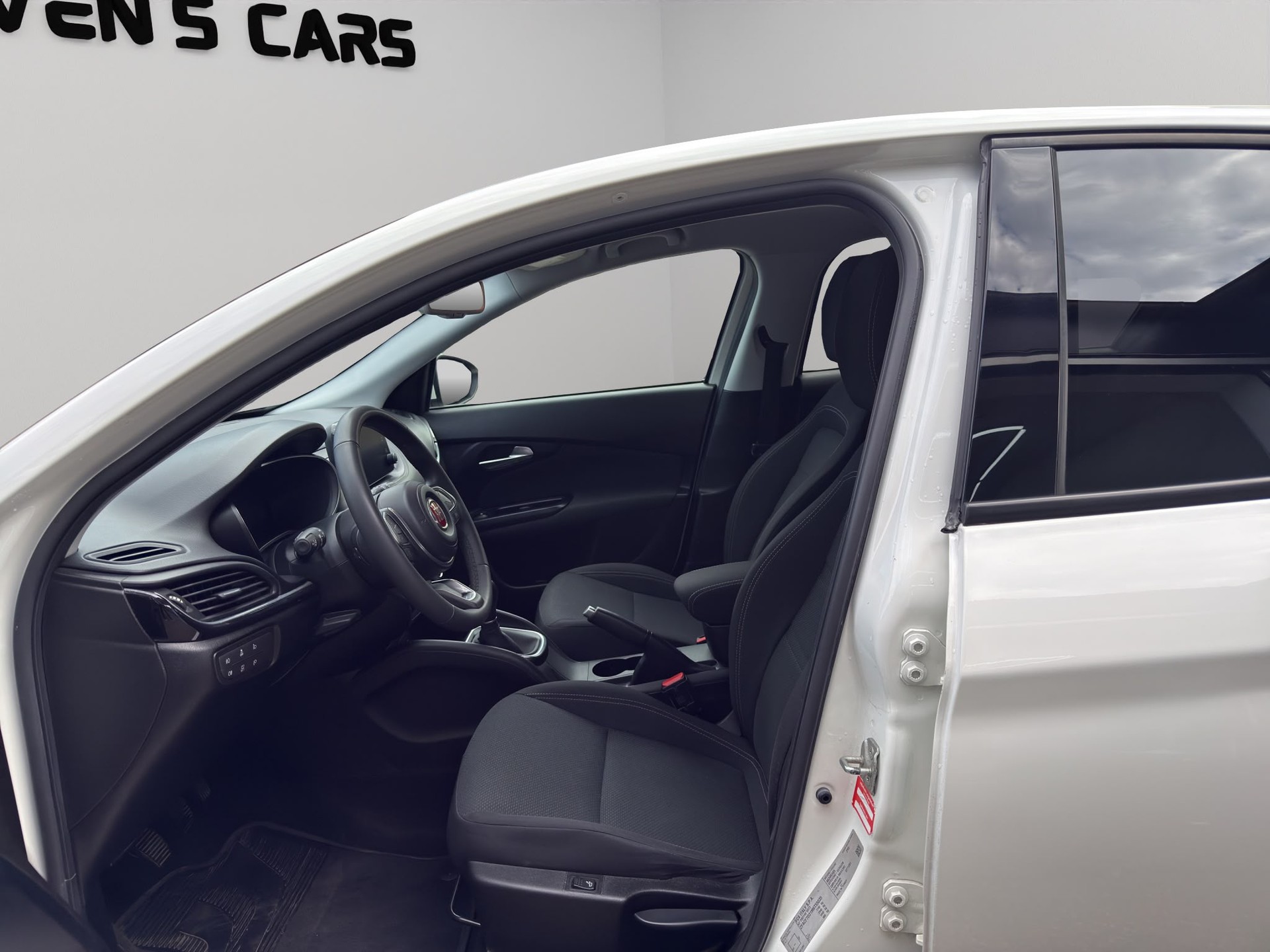 FIAT Tipo 1.0 T3 City Life-image-8