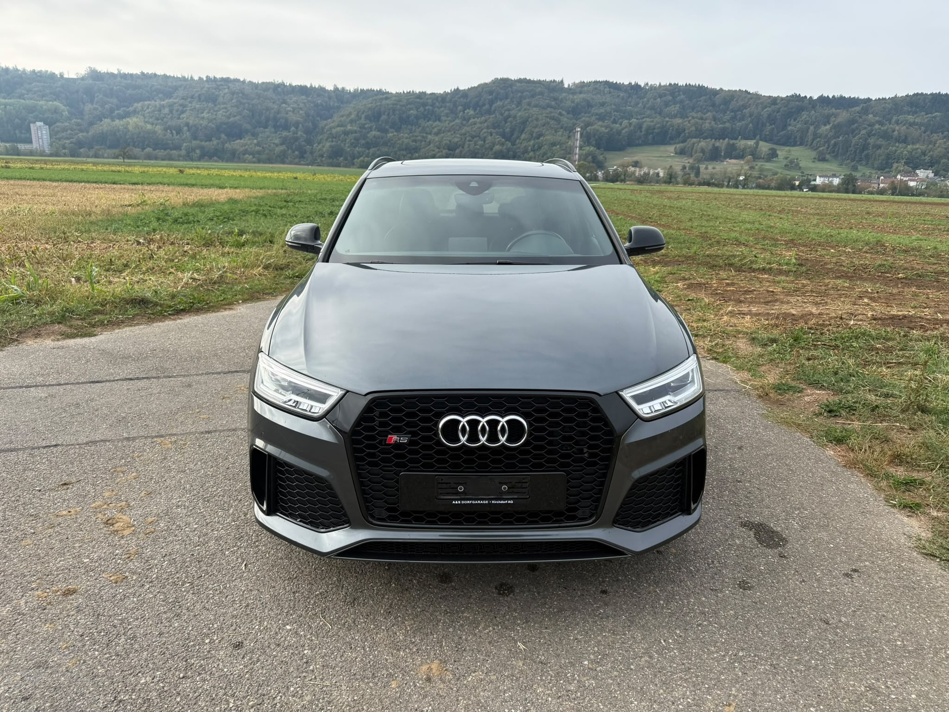 AUDI RS Q3 2.5 TFSI quattro S-tronic-image-7