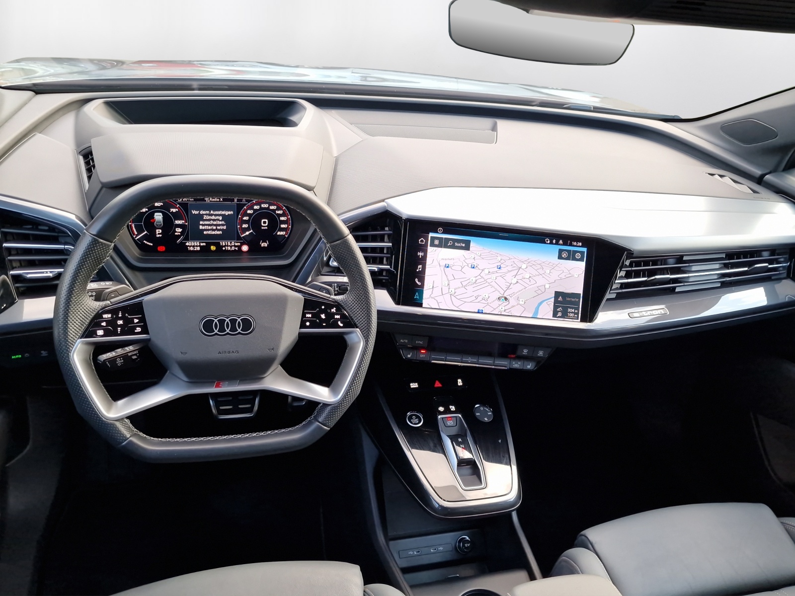 AUDI Q4 e-tron 40-image-6
