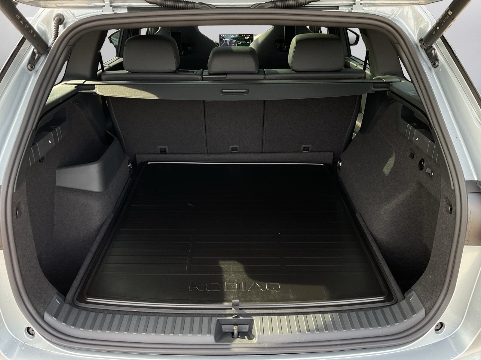 AUDI Q4 e-tron 40-image-10