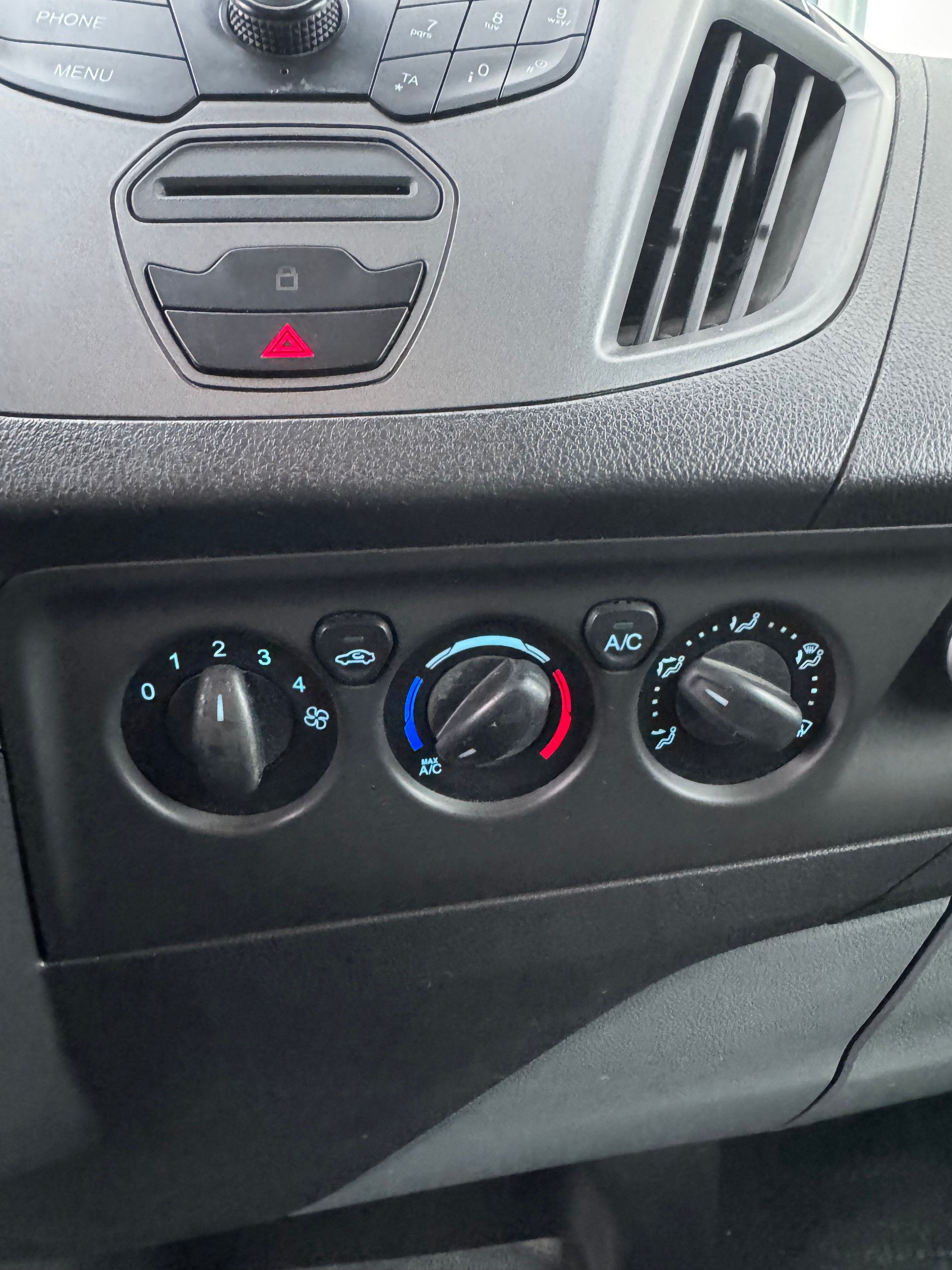 FORD Transit Custom Van 270 L1H1 Trend-image-9