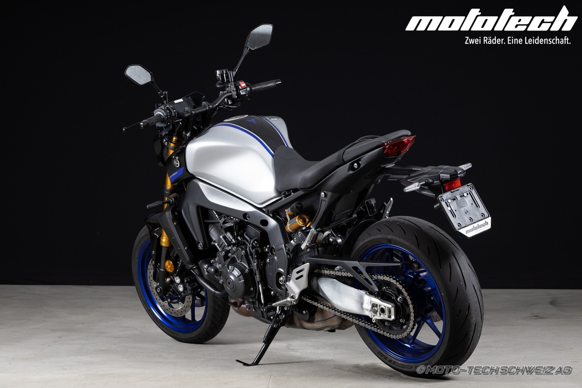 YAMAHA MT-09 SP-showroom-element-3