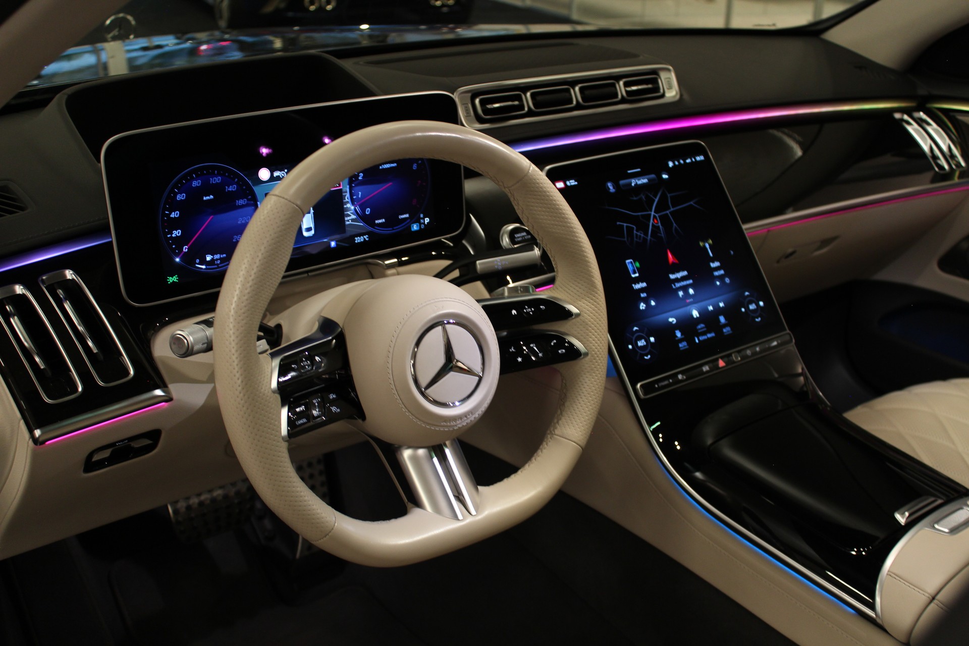 MERCEDES-BENZ S 580 L 4Matic AMG Line 9G-Tronic-image-17