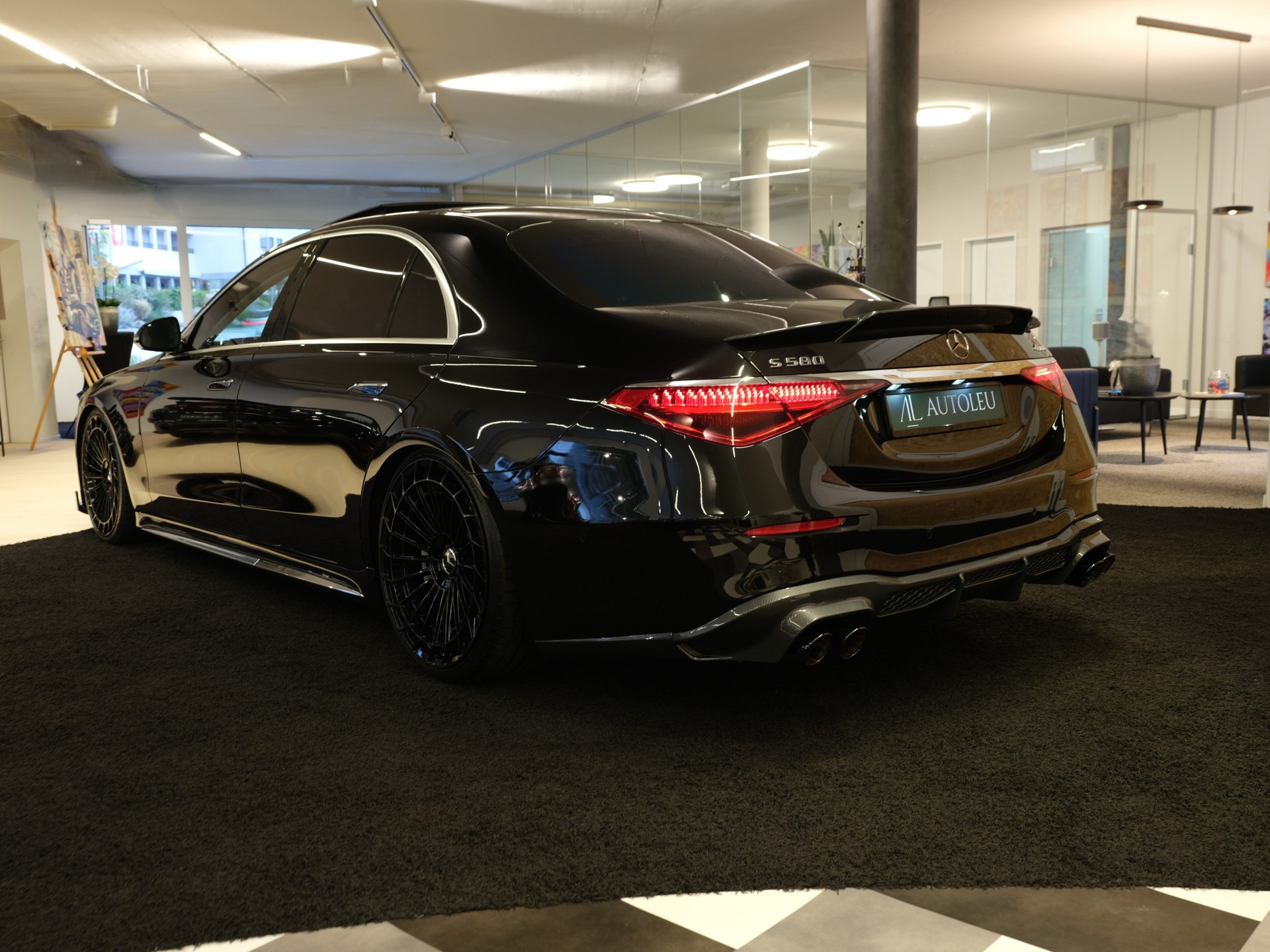 MERCEDES-BENZ S 580 L 4Matic AMG Line 9G-Tronic-image-5