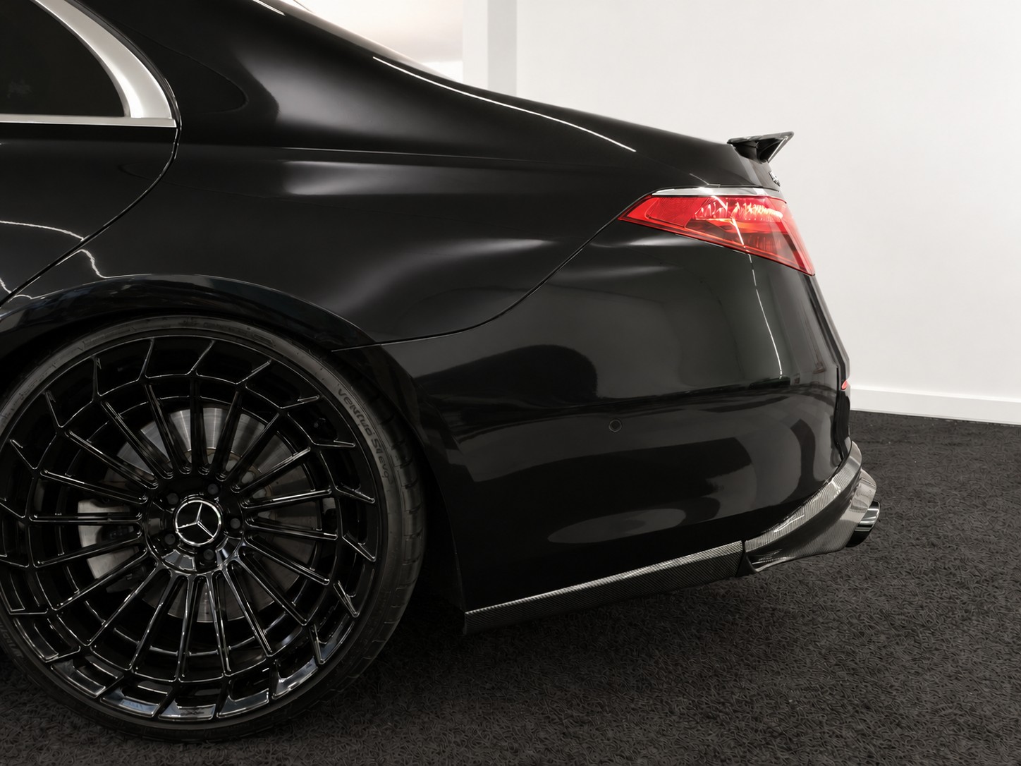 MERCEDES-BENZ S 580 L 4Matic AMG Line 9G-Tronic-image-8