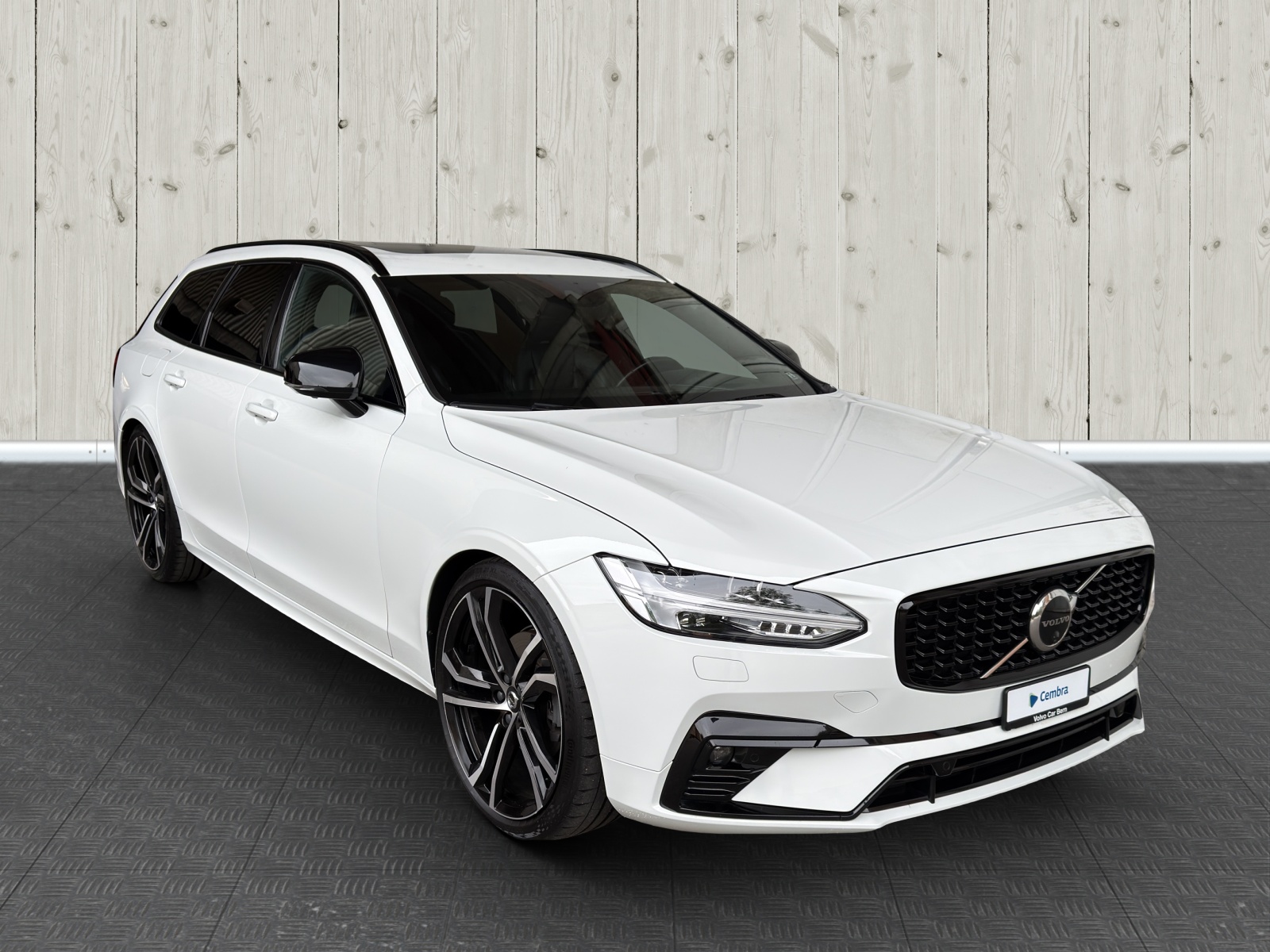VOLVO V90 B5 AWD Diesel Mild Hybrid R-Design Geartronic-image-0