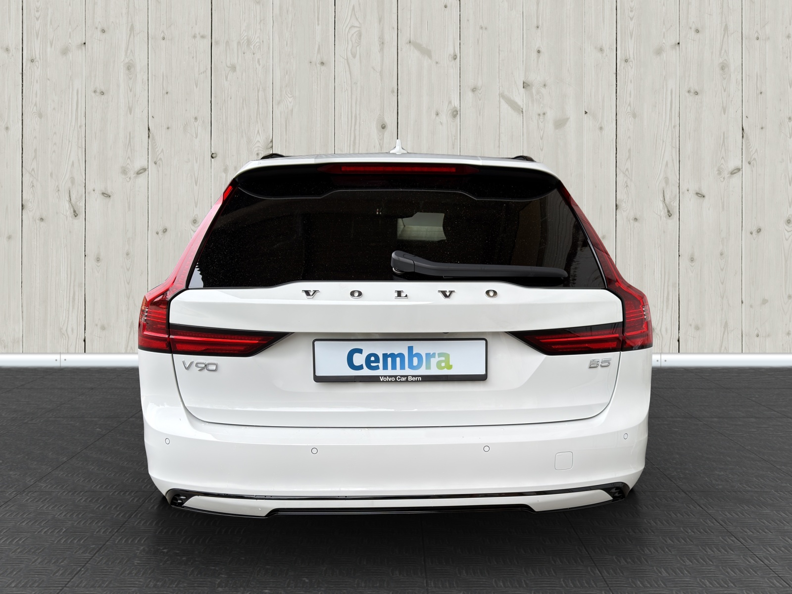 VOLVO V90 B5 AWD Diesel Mild Hybrid R-Design Geartronic-image-5