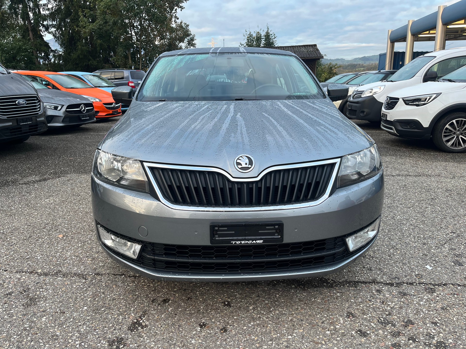 SKODA Rapid 1.4 TSI Ambition DSG-image-1