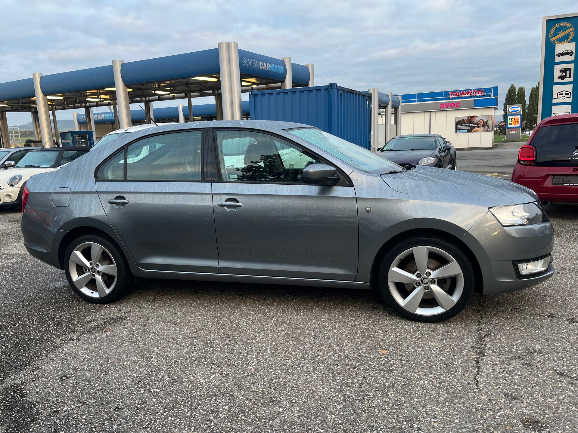SKODA Rapid 1.4 TSI Ambition DSG-image-5