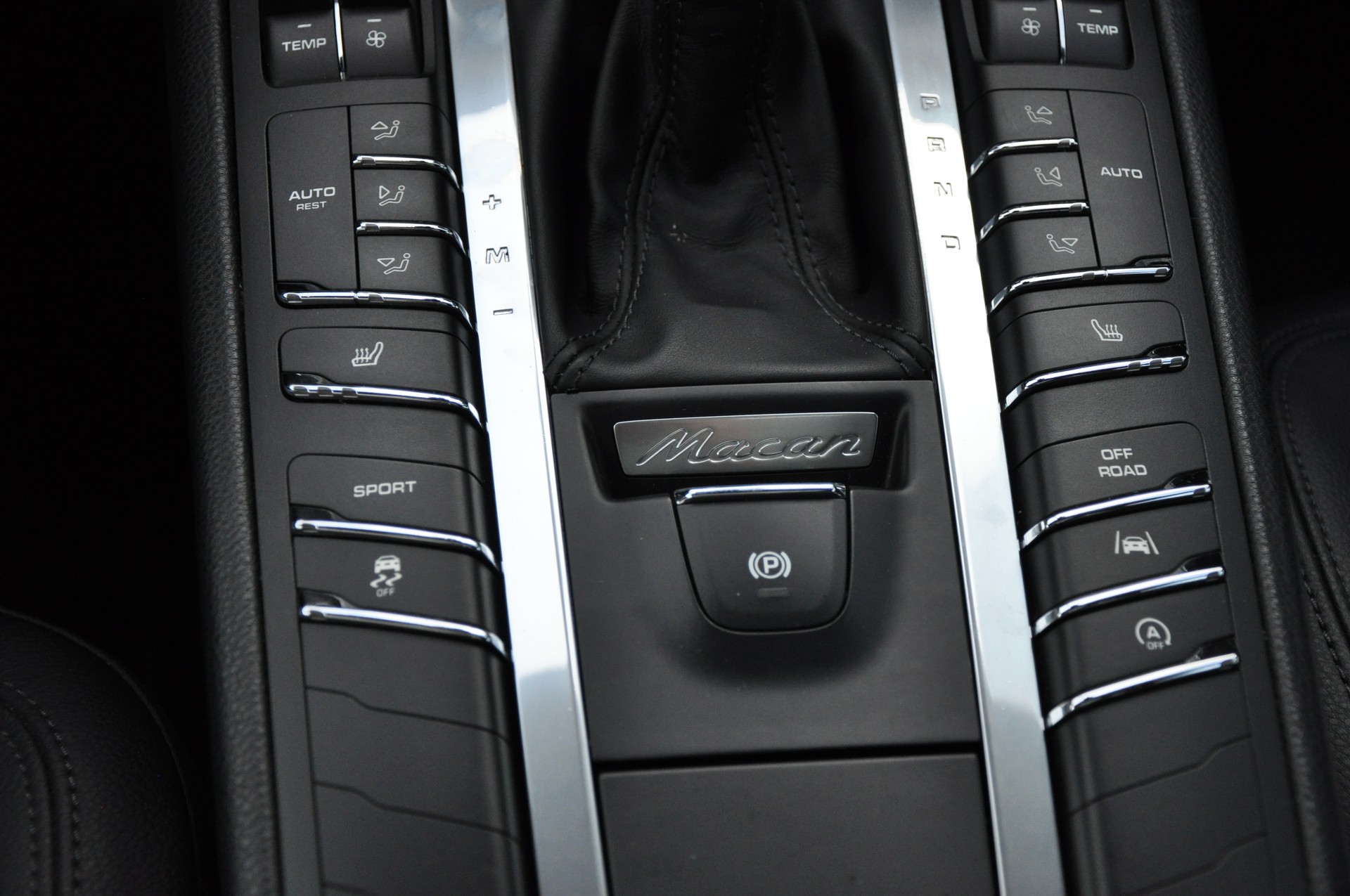 PORSCHE Macan PDK-image-17