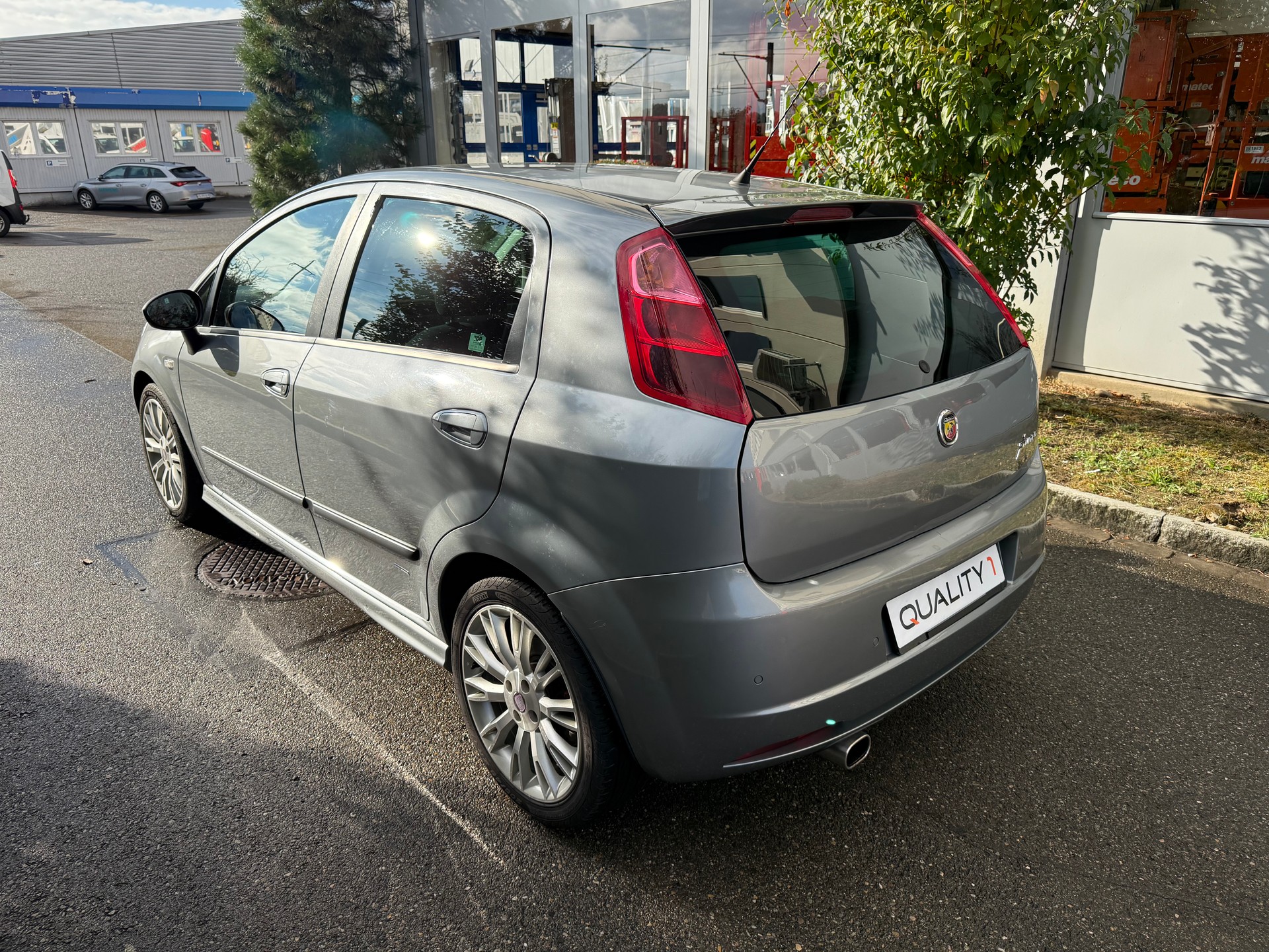FIAT Punto 1.4 16V Turbo Sport-image-3