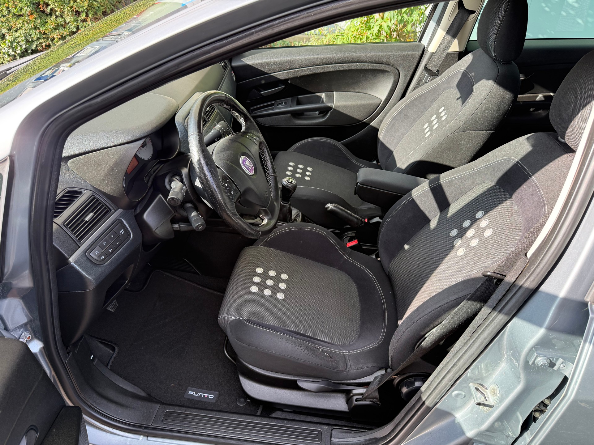 FIAT Punto 1.4 16V Turbo Sport-image-7