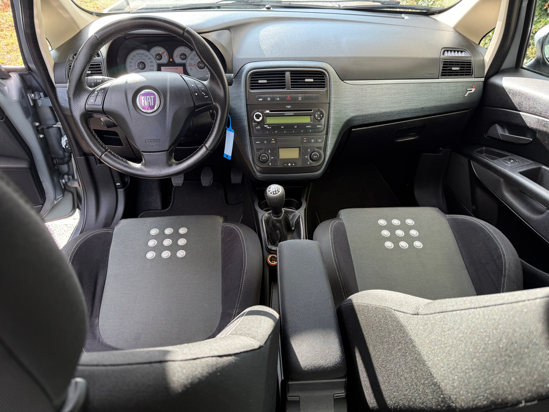 FIAT Punto 1.4 16V Turbo Sport-image-8