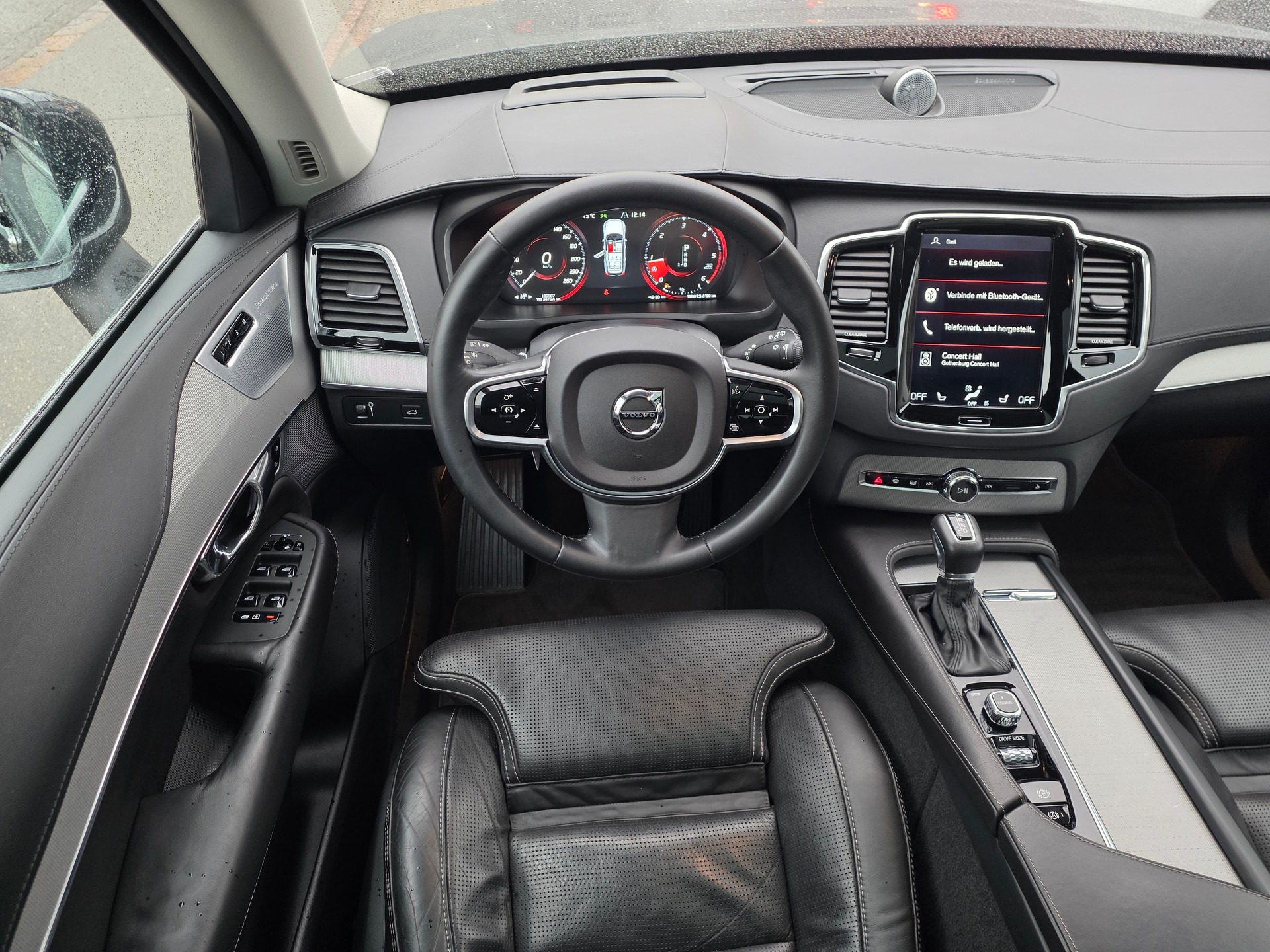 VOLVO XC90 D5 AWD Inscription Geartronic-image-9