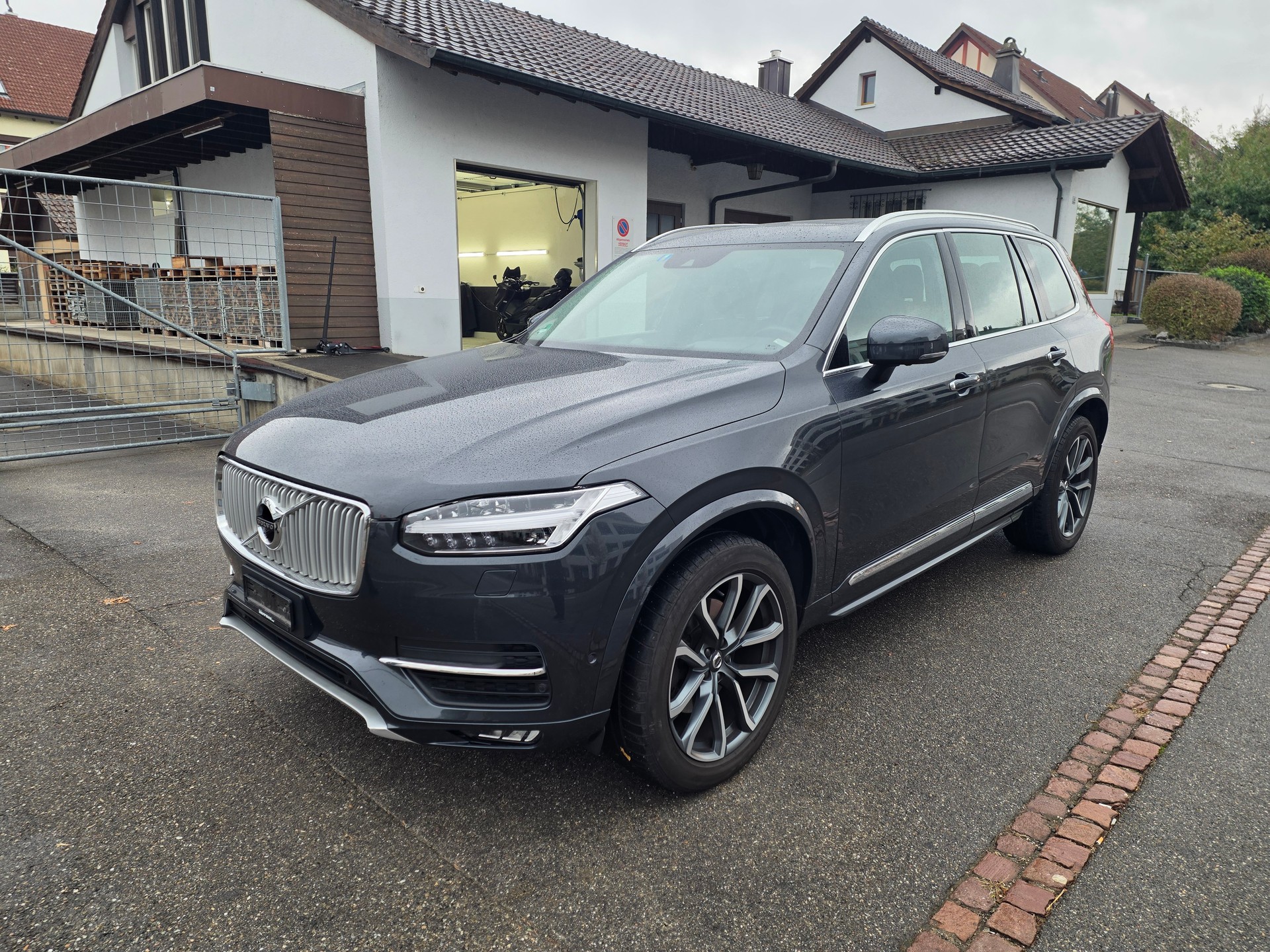 VOLVO XC90 D5 AWD Inscription Geartronic-image-1