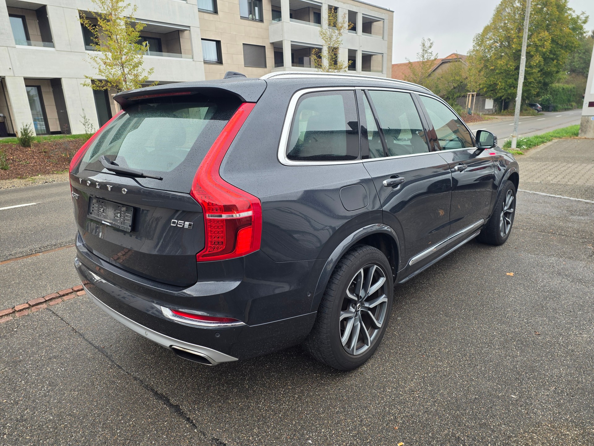 VOLVO XC90 D5 AWD Inscription Geartronic-image-3