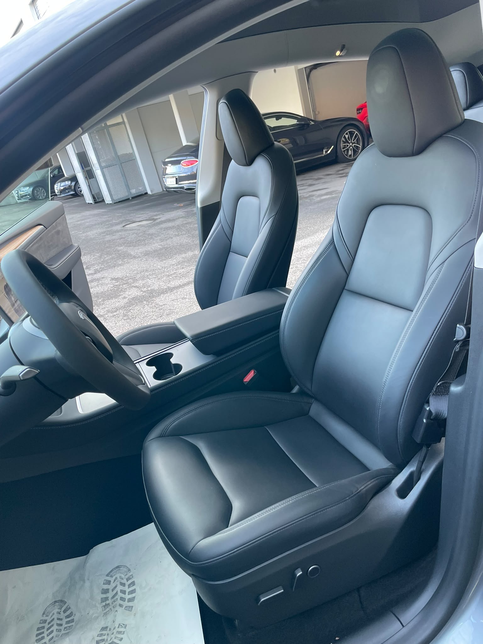 TESLA Y Long Range 533 km (WLTP) 514PS Quicksilver | AHK | FSD Potenzial | Made in Berlin Werksgarantie-image-14
