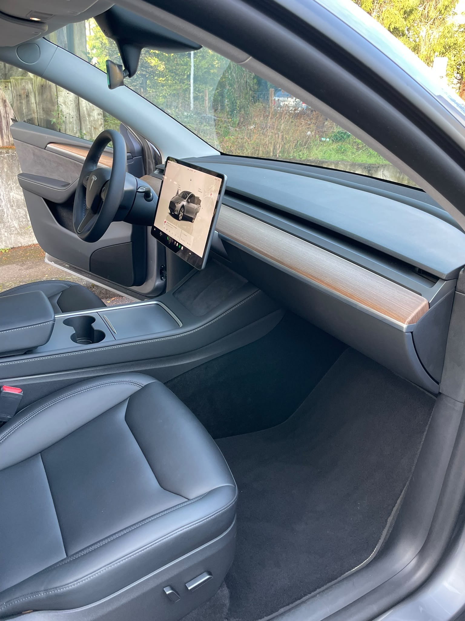 TESLA Y Long Range 533 km (WLTP) 514PS Quicksilver | AHK | FSD Potenzial | Made in Berlin Werksgarantie-image-5