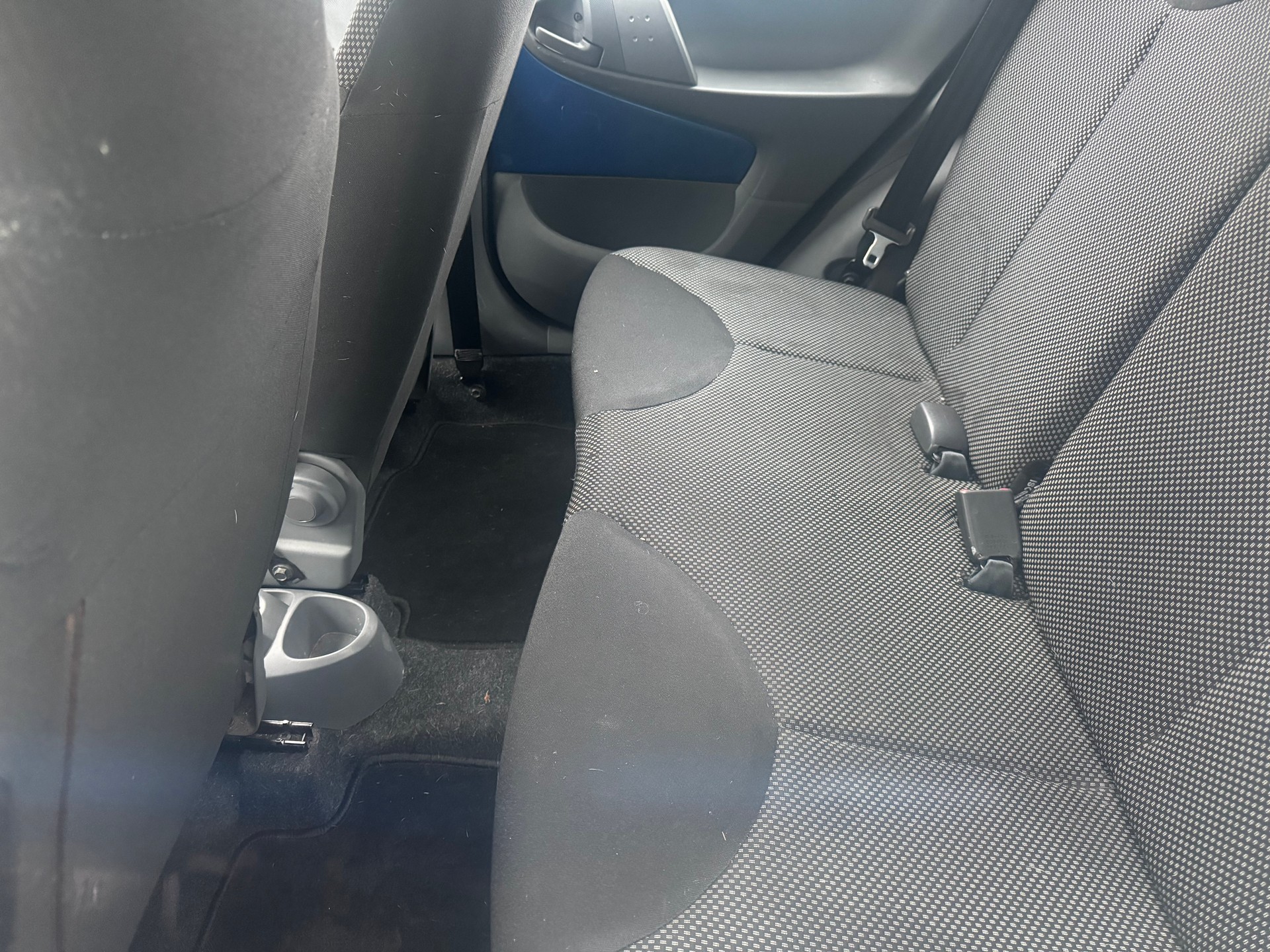 TOYOTA Aygo 1.0 Linea Terra-image-7