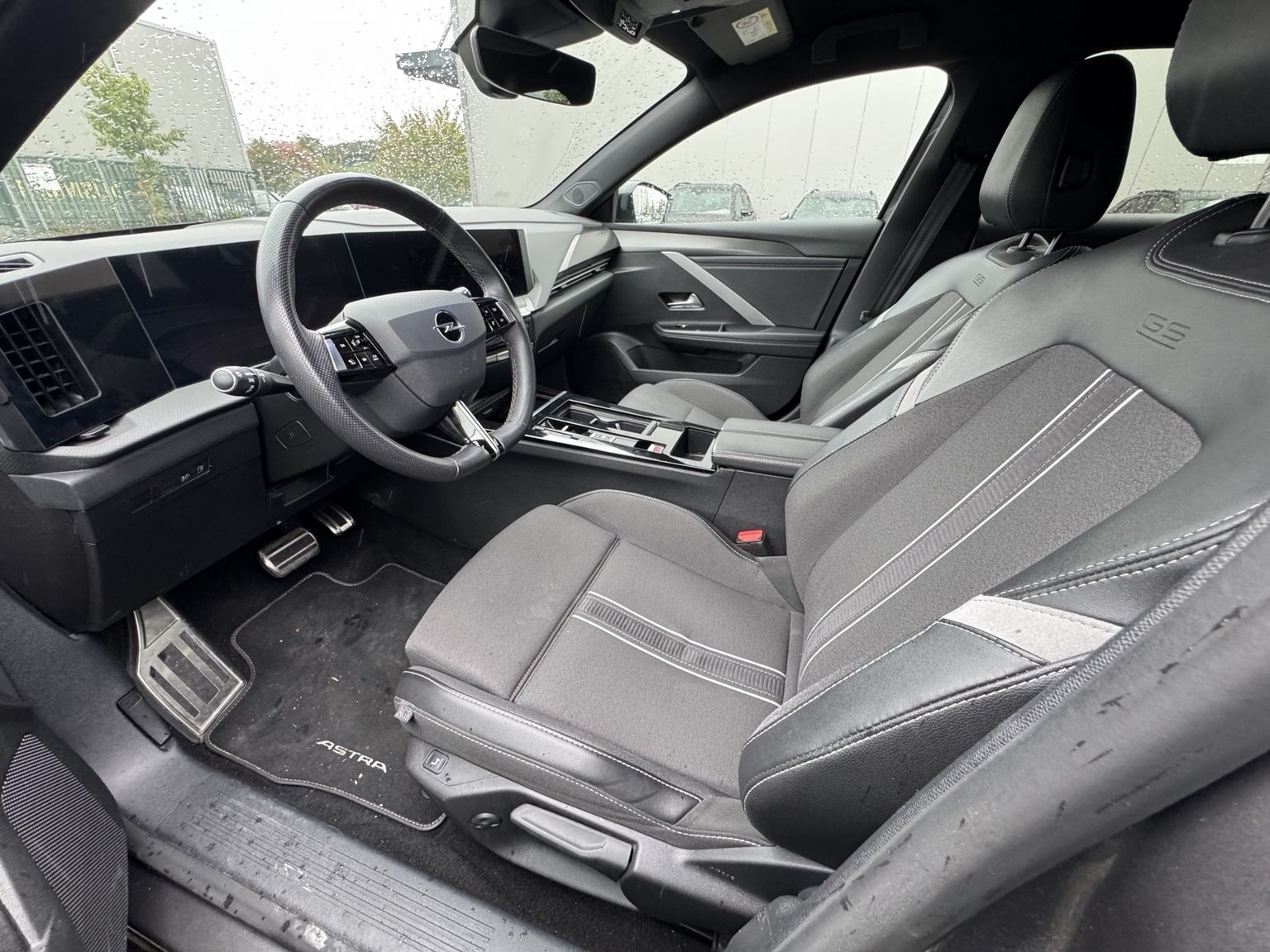 OPEL Astra Sports Tourer 1.6 PHEV Turbo Swiss Plus A-image-7