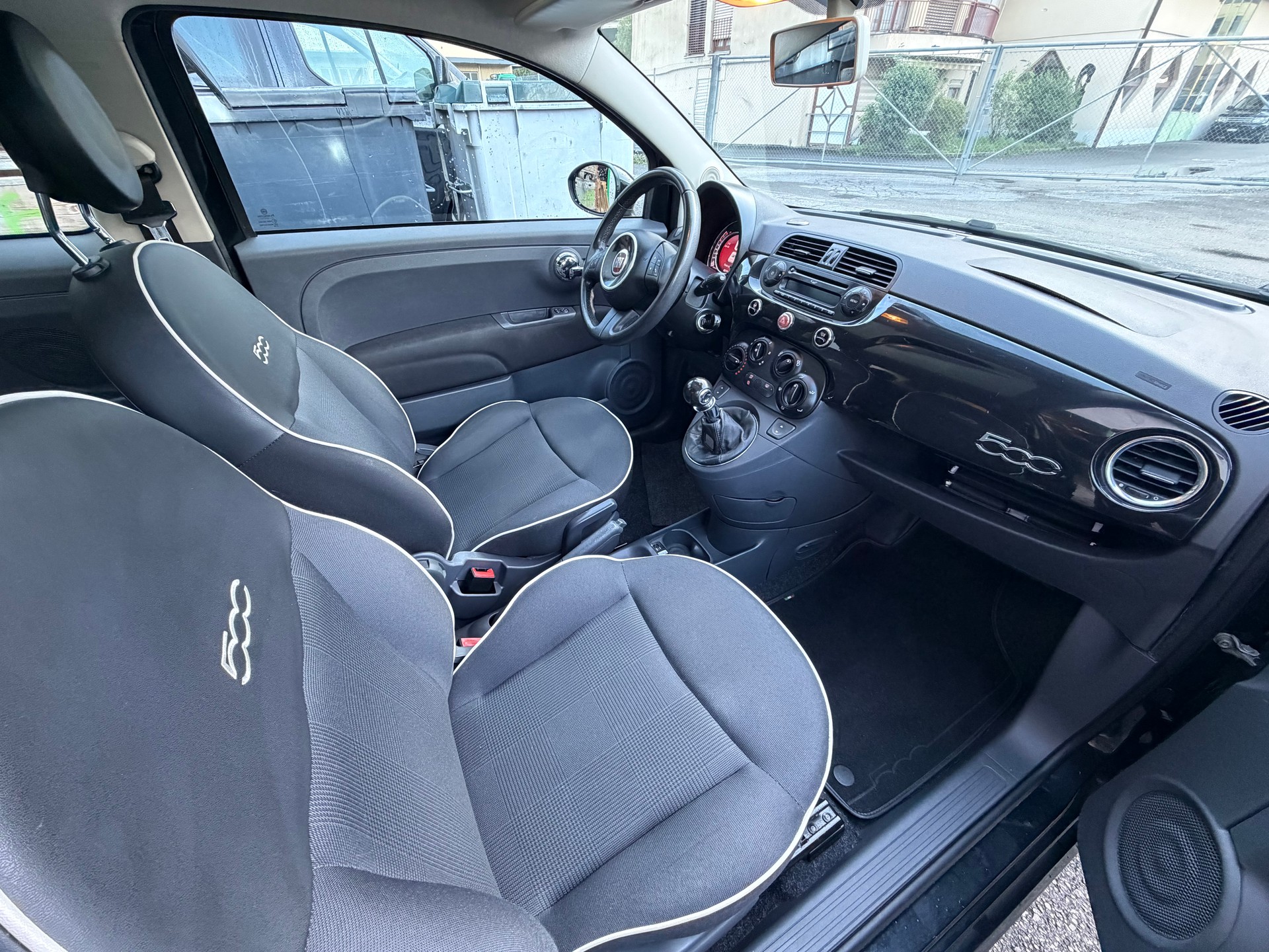 FIAT 500 1.2 Lounge-image-9