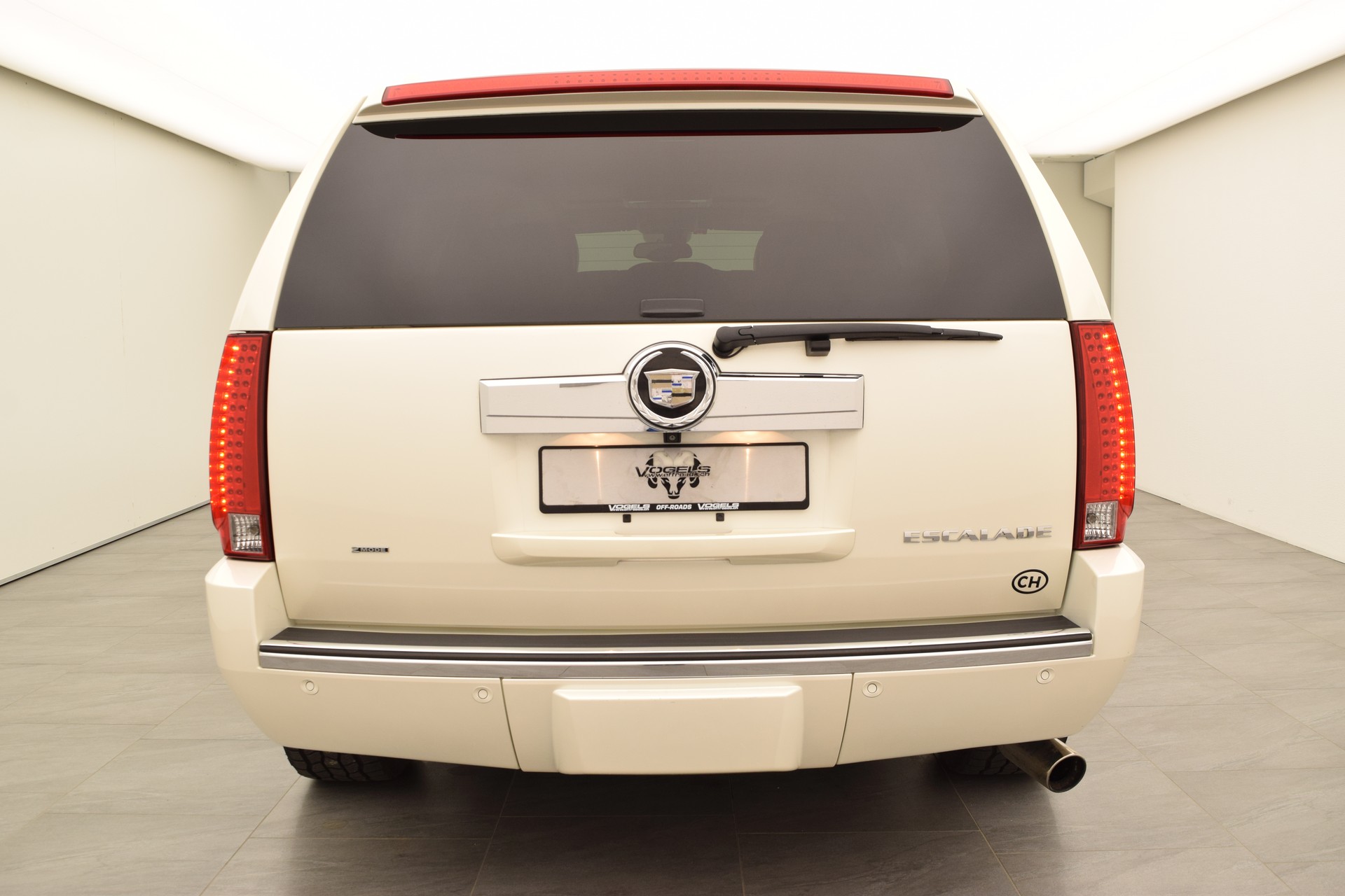 CADILLAC Escalade 6.0 Hybrid 2 Mode-image-5