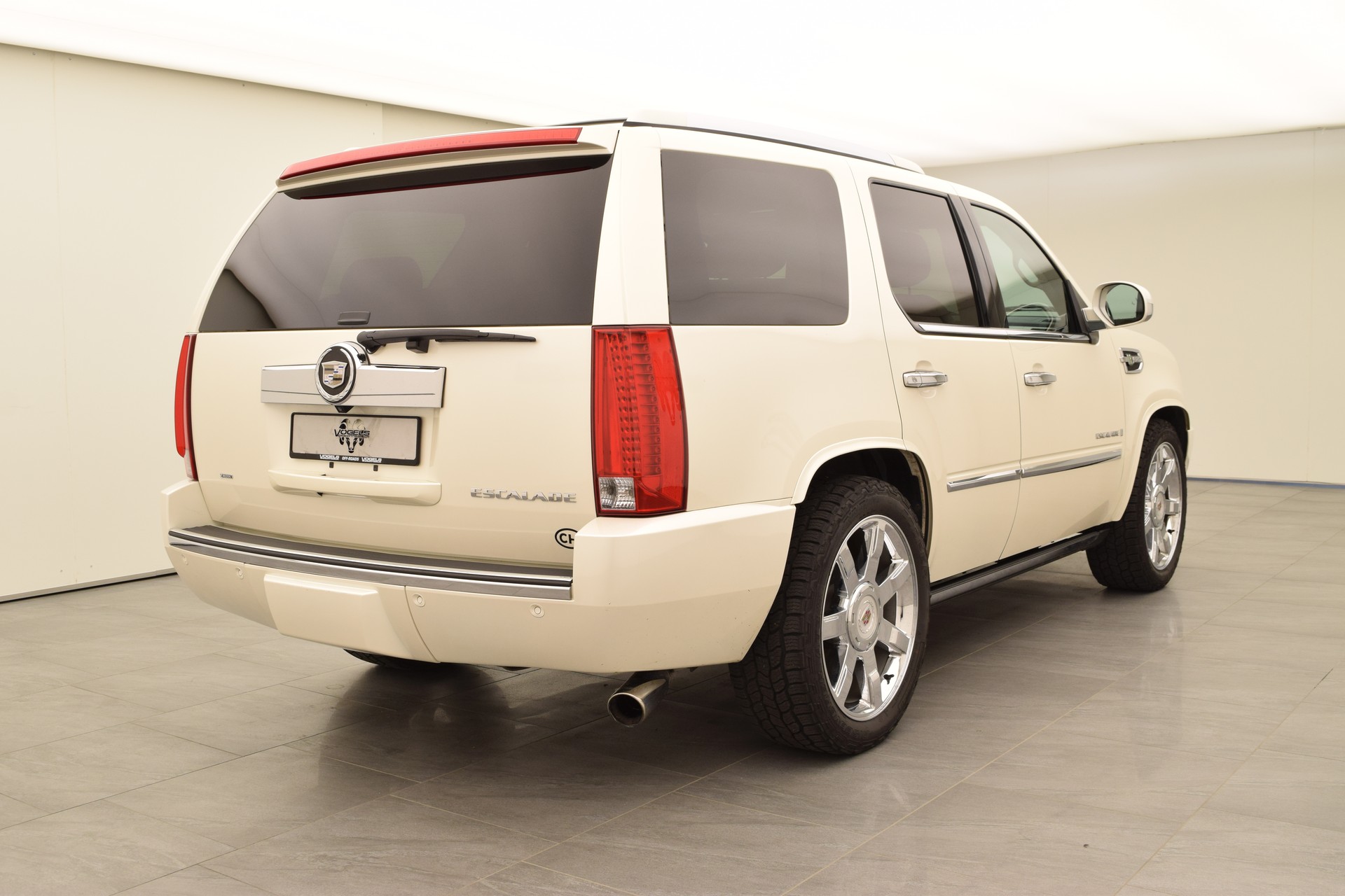 CADILLAC Escalade 6.0 Hybrid 2 Mode-image-4