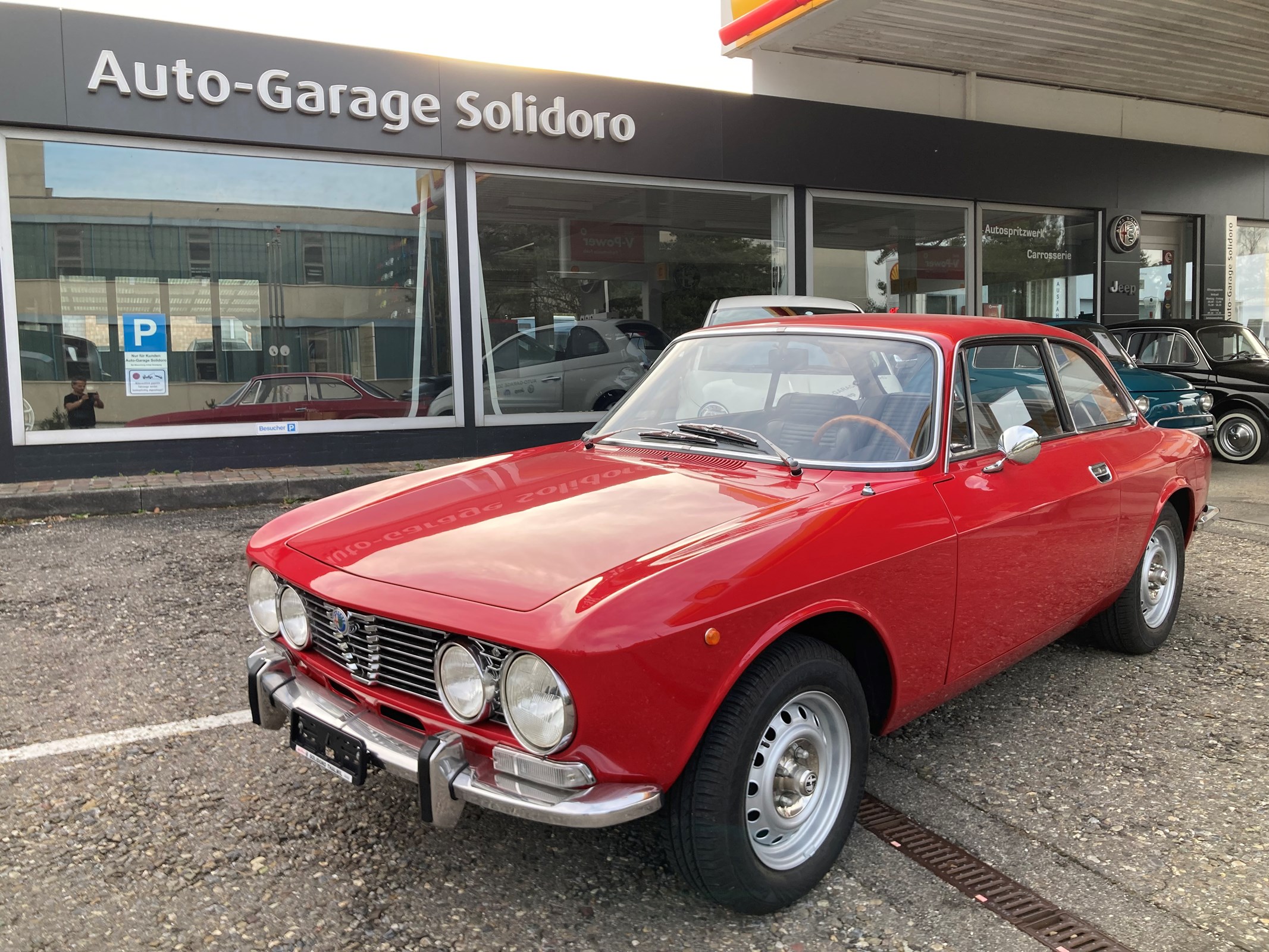 Car photo