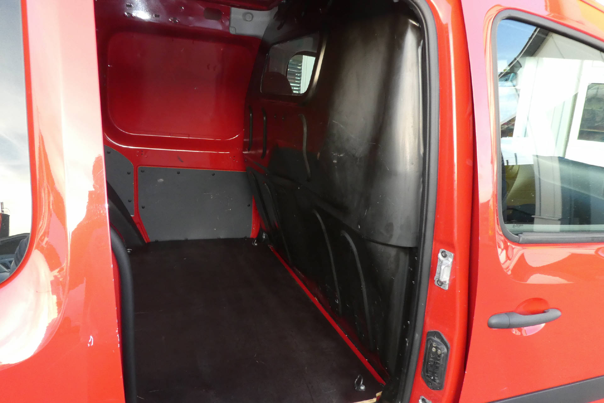 MERCEDES-BENZ Citan 111 Kaw. L 1.5 CDI-image-8