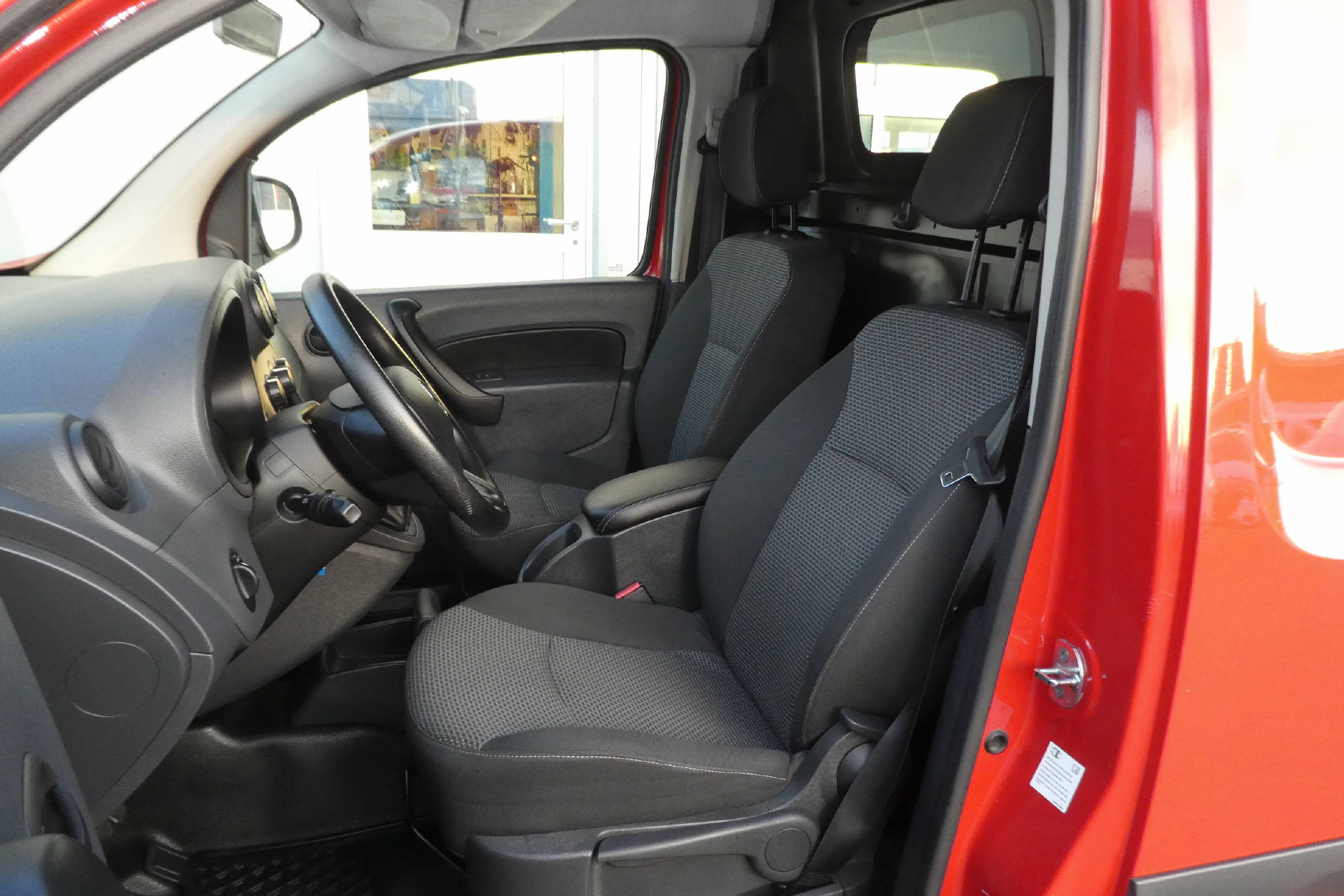 MERCEDES-BENZ Citan 111 Kaw. L 1.5 CDI-image-10