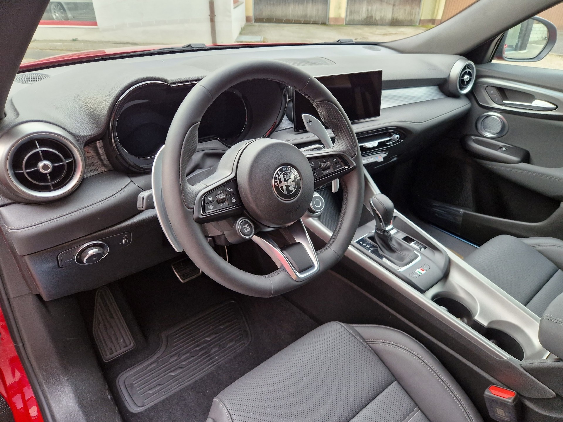 ALFA ROMEO Tonale 1.5 48V Hybrid Veloce Pack Premium-image-4