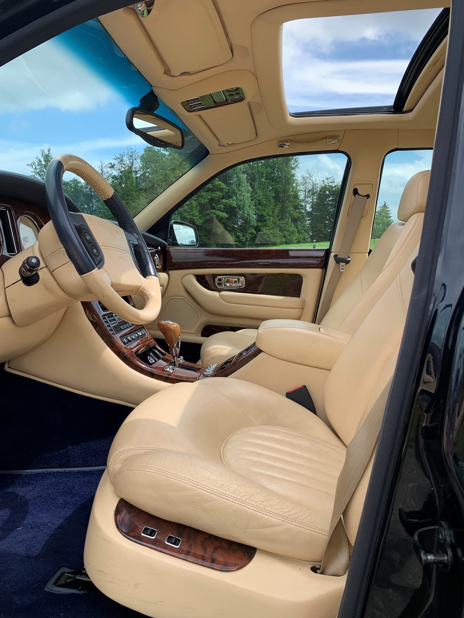 BENTLEY ARNAGE Red Label-image-2