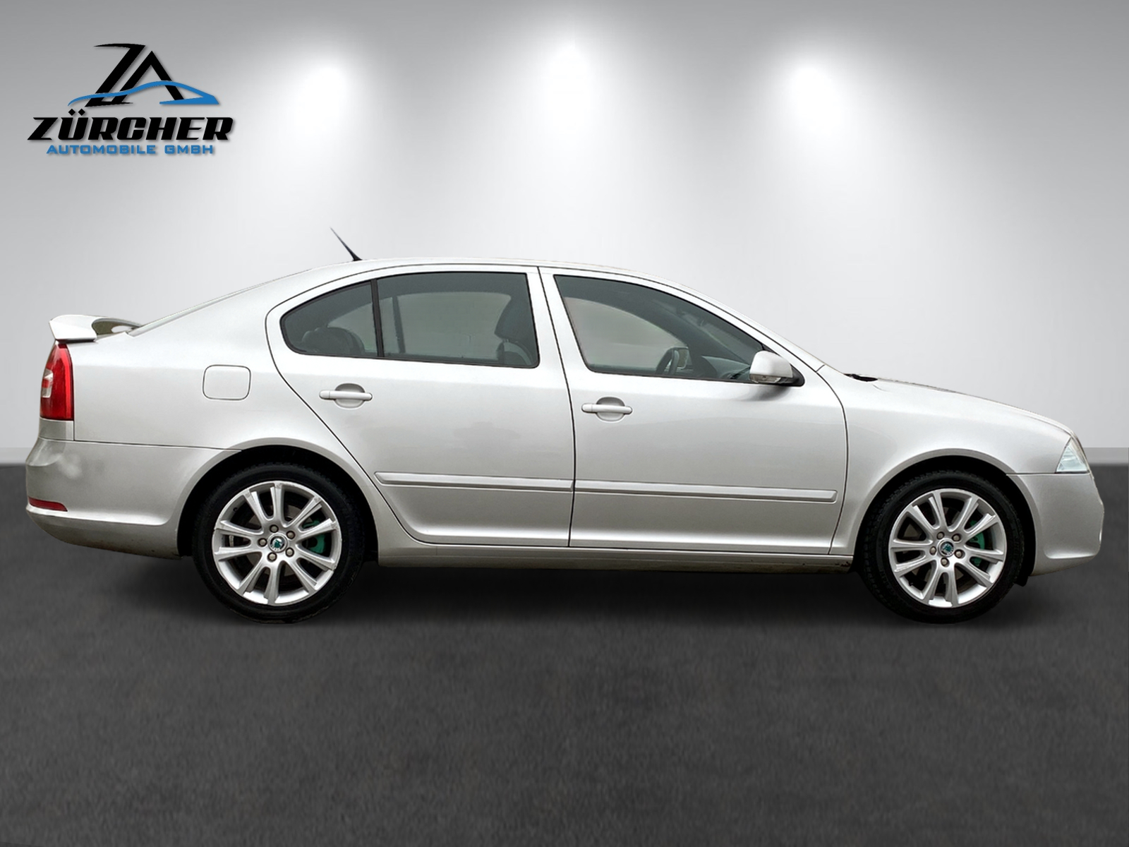 SKODA Octavia 2.0 Turbo FSI RS-image-4