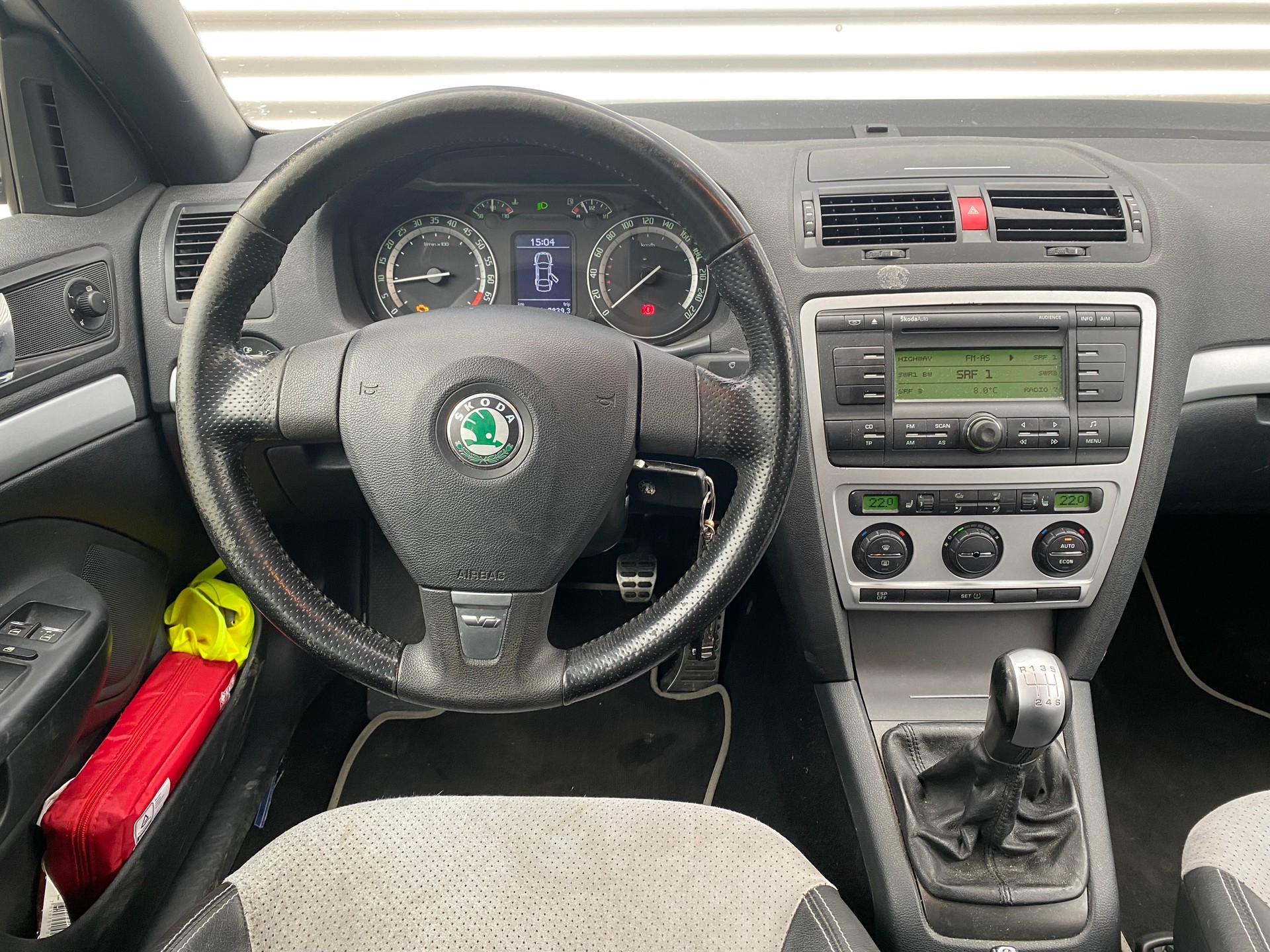 SKODA Octavia 2.0 Turbo FSI RS-image-13