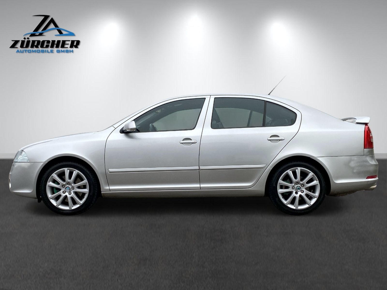 SKODA Octavia 2.0 Turbo FSI RS-image-3