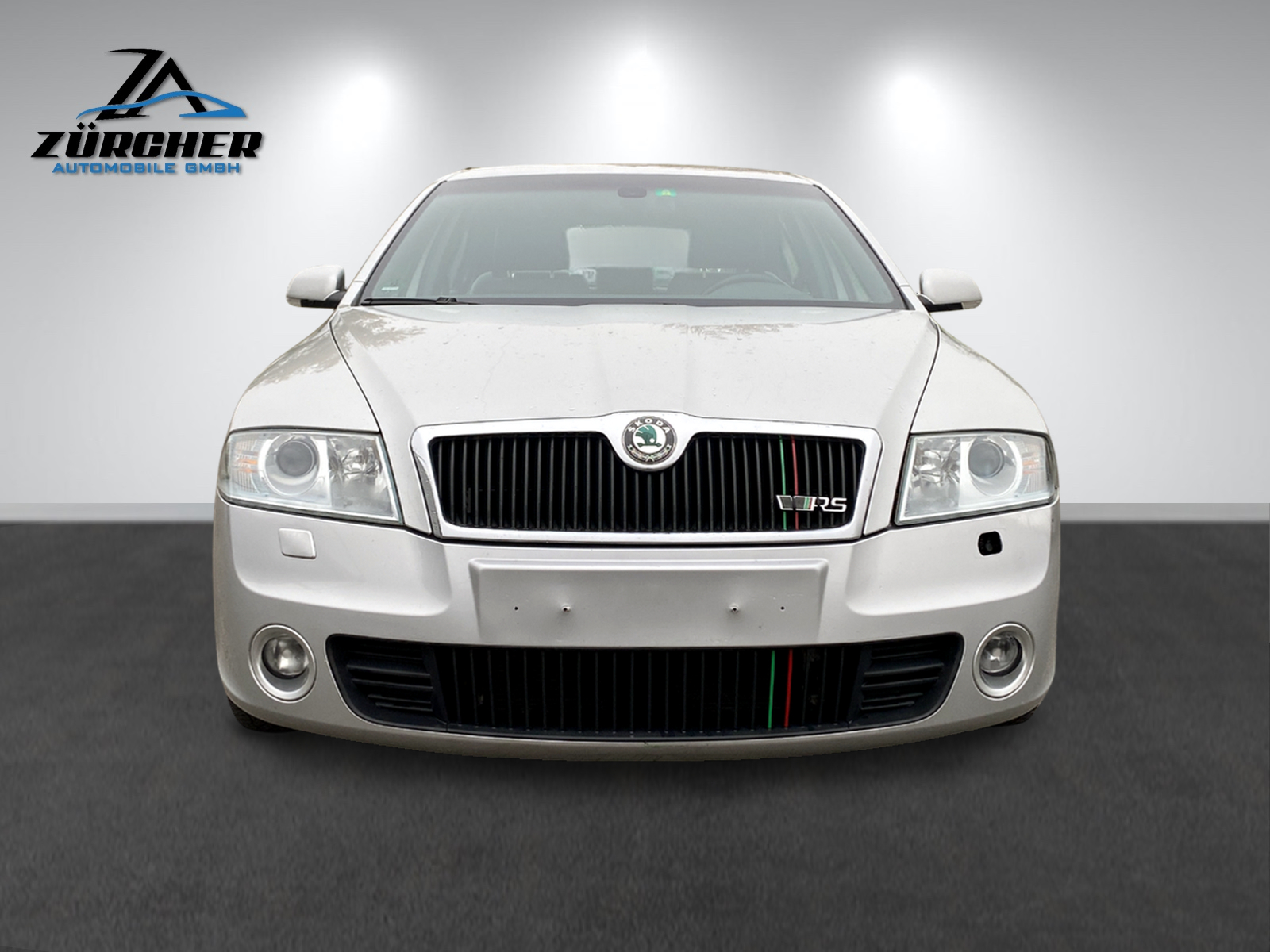SKODA Octavia 2.0 Turbo FSI RS-image-1