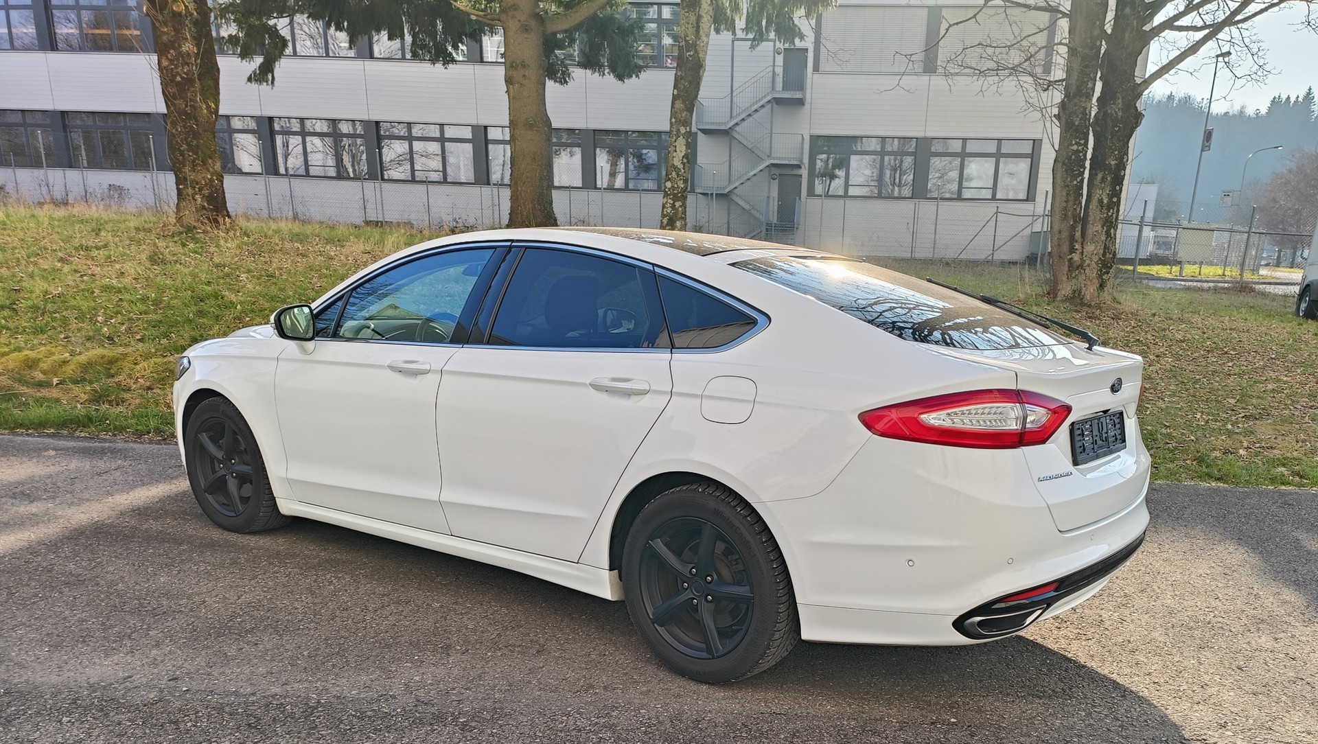 FORD Mondeo 2.0 Diesel Titanium 180PS Automat-image-3