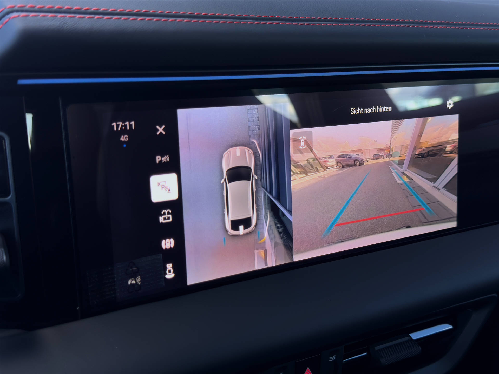PORSCHE Macan Turbo-image-9