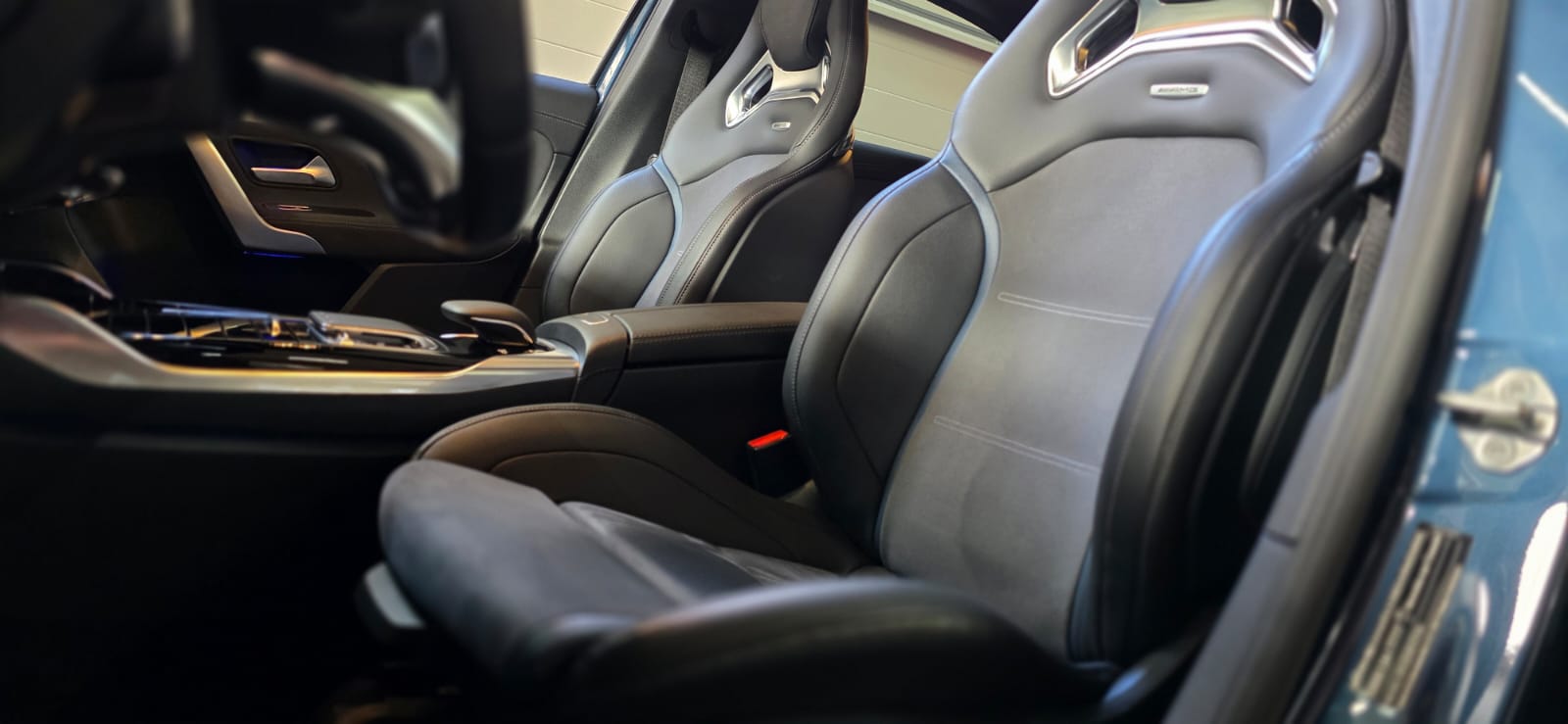 MERCEDES-BENZ A 35 AMG 4Matic Edition 1 Speedshift **CH FAHRZEUG**-image-9