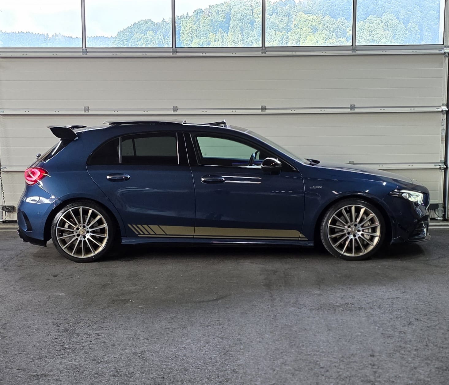 MERCEDES-BENZ A 35 AMG 4Matic Edition 1 Speedshift **CH FAHRZEUG**-image-5
