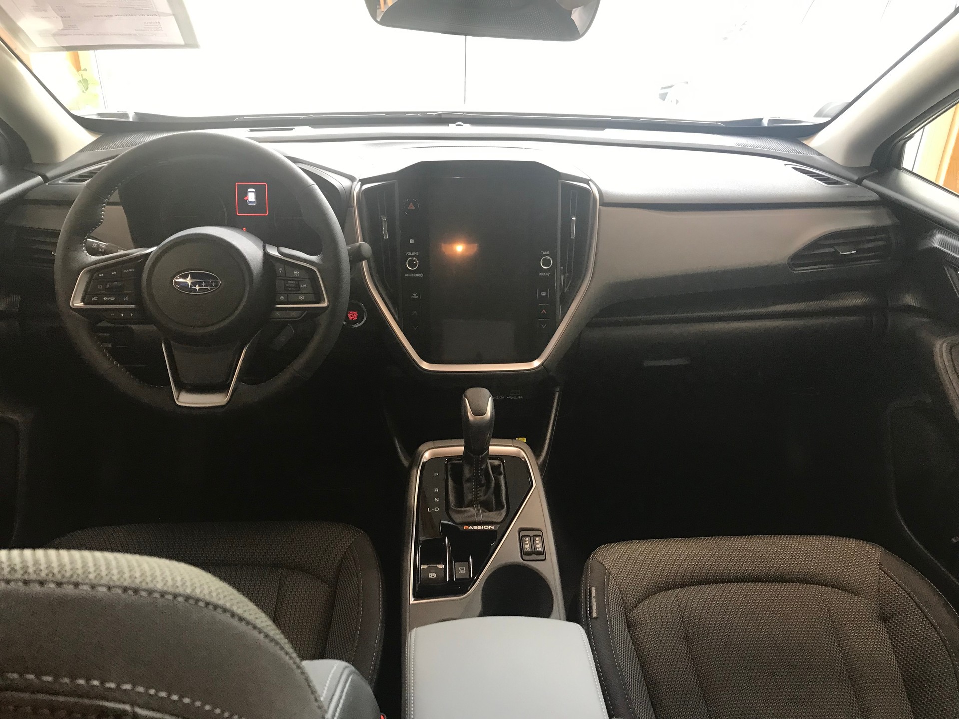 SUBARU Crosstrek 2.0 e-Boxer Passion AWD Lineartronic-image-4