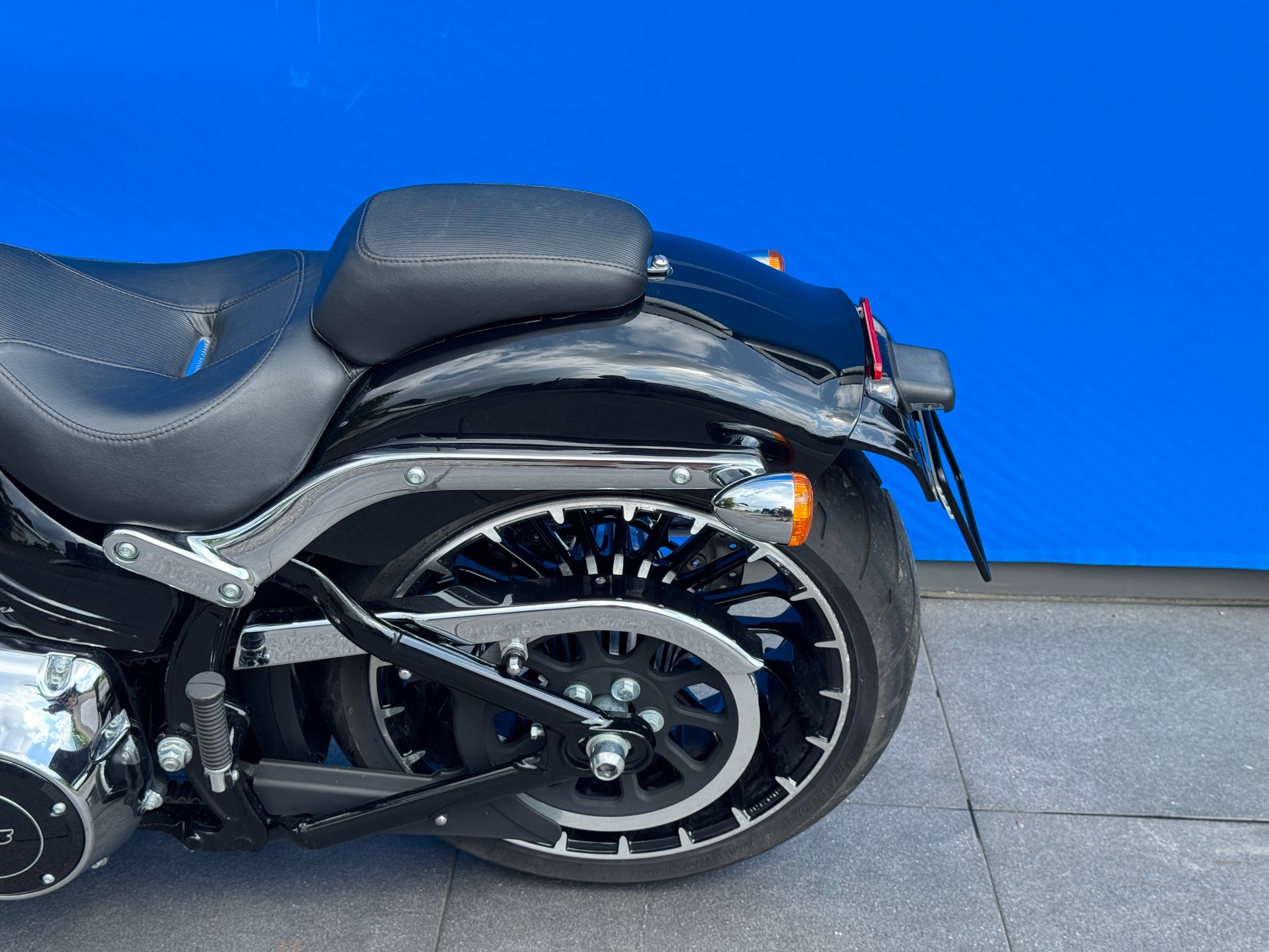 HARLEY-DAVIDSON FXSB Breakout 103 ABS-image-7
