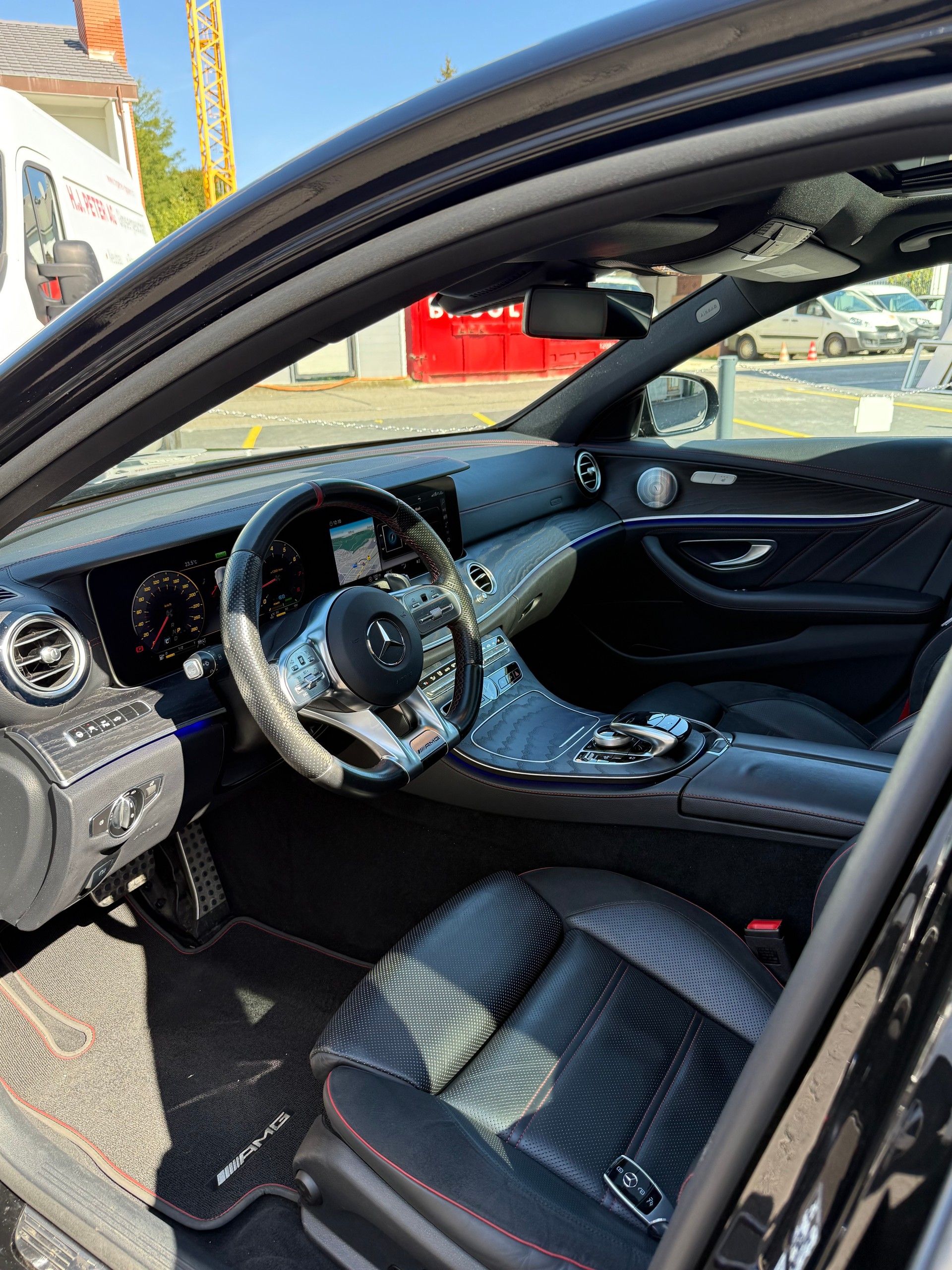 MERCEDES-BENZ E 53 AMG 4Matic 9G-Tronic-image-4