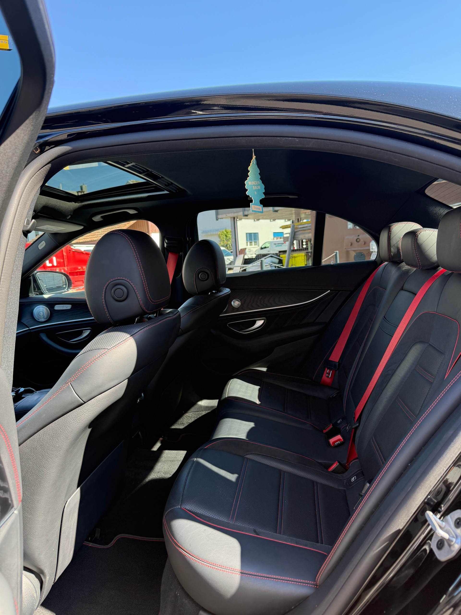 MERCEDES-BENZ E 53 AMG 4Matic 9G-Tronic-image-5