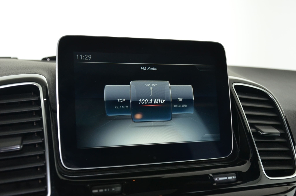 MERCEDES-BENZ GLE 43 AMG 4Matic 9G-Tronic-image-18
