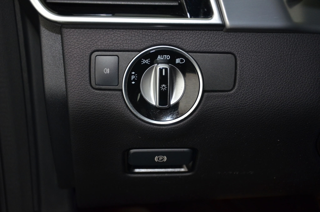 MERCEDES-BENZ GLE 43 AMG 4Matic 9G-Tronic-image-21