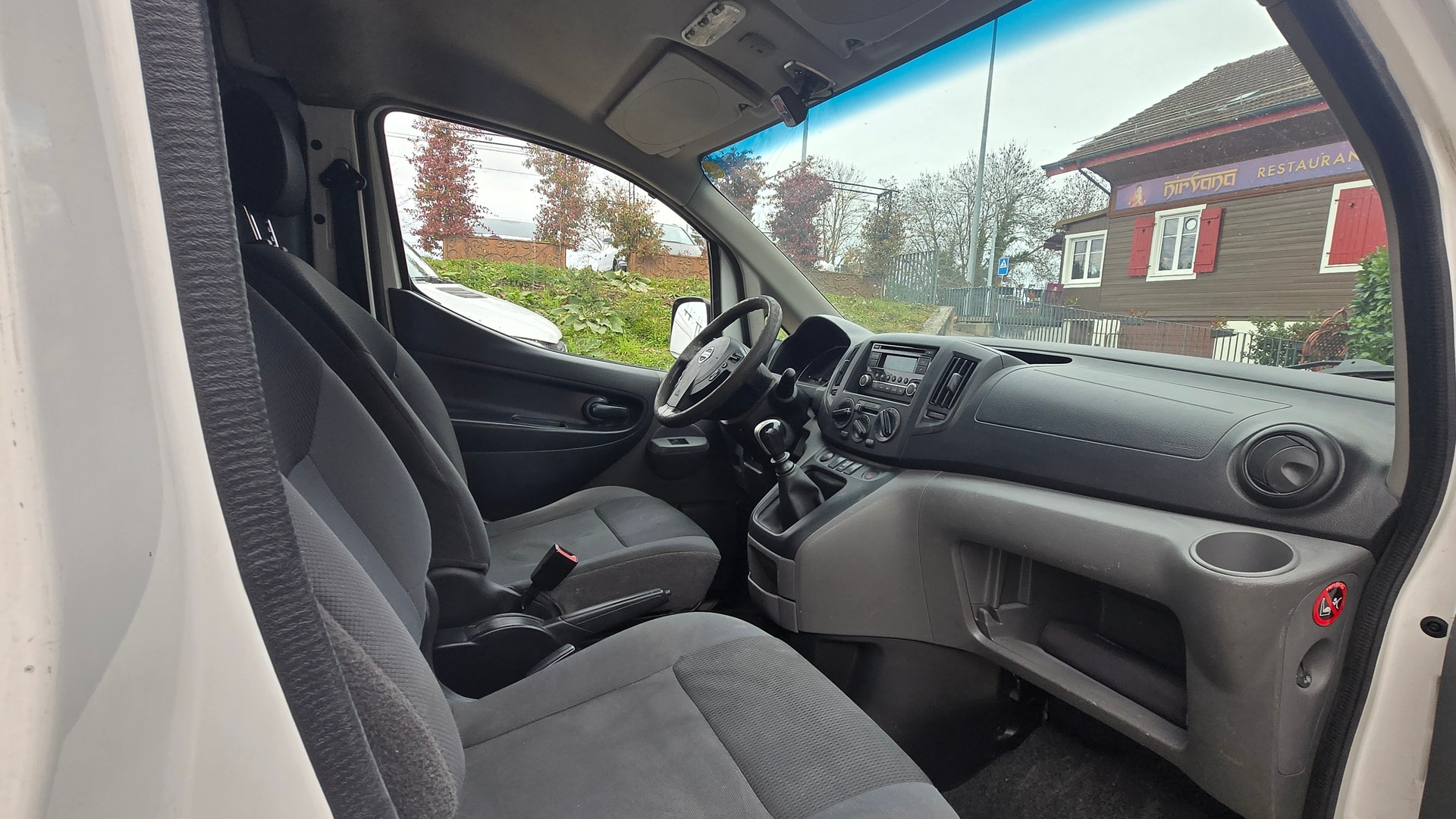 NISSAN NV200 1.5 dCi 110 Frischdienst-image-11