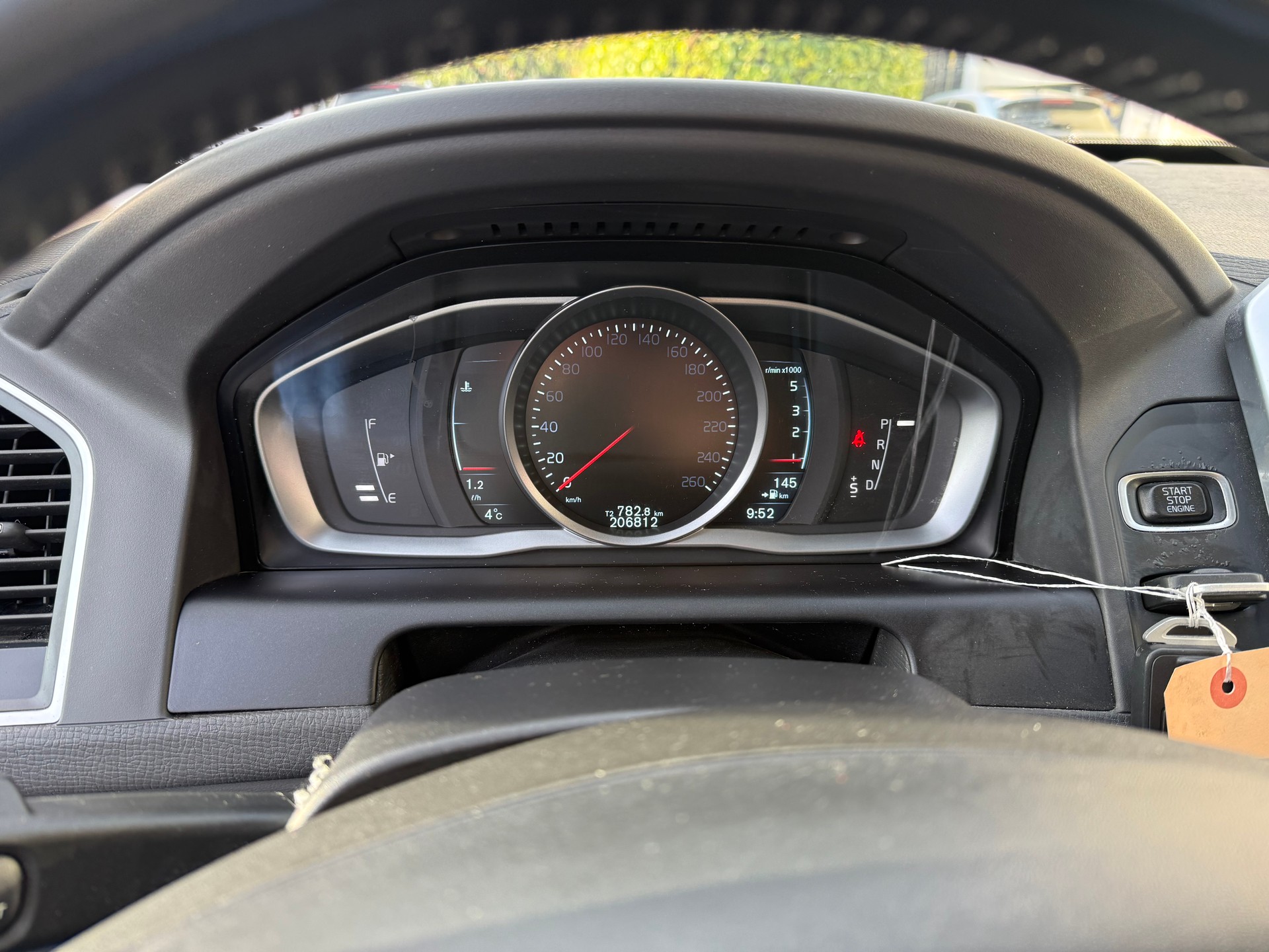 VOLVO XC60 D4 AWD Summum-image-8