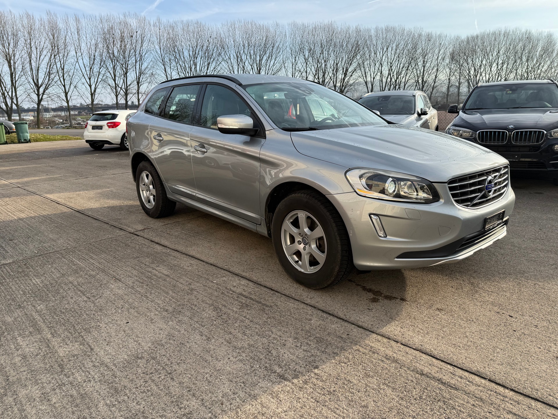 VOLVO XC60 D4 AWD Summum-image-2