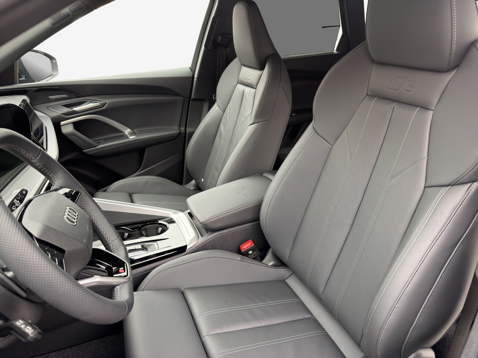 AUDI Q5 e-hybrid quattro 270 kW S-tronic-image-14